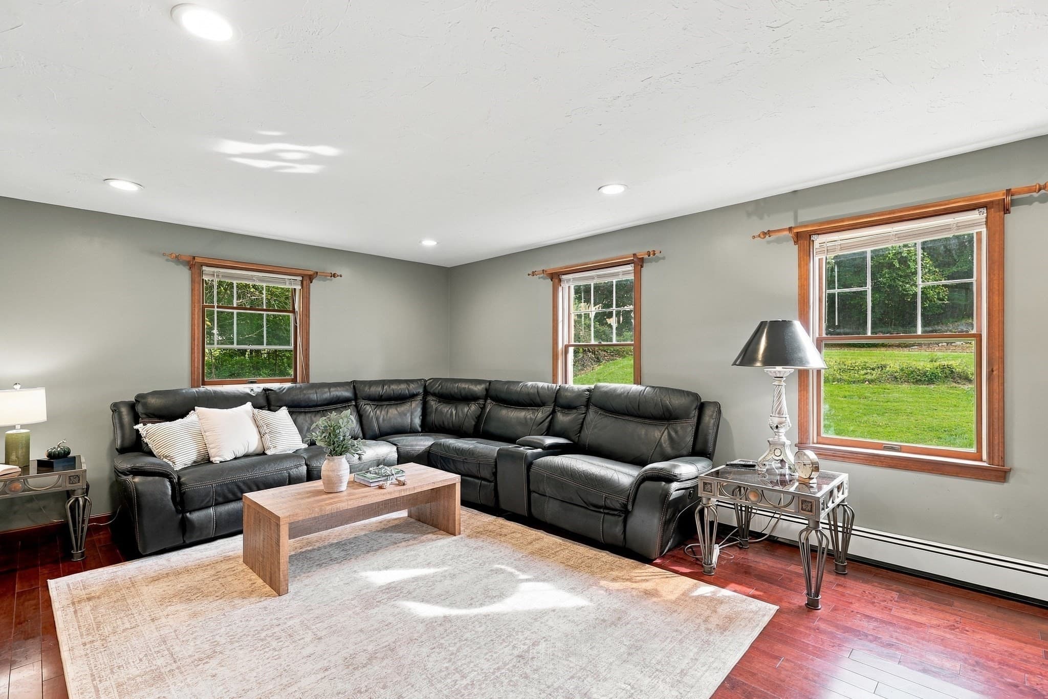 Single Family Residence at 10 Garrison Heights Drive, Oxford MA 01540, Oxford, photo 6 of 37