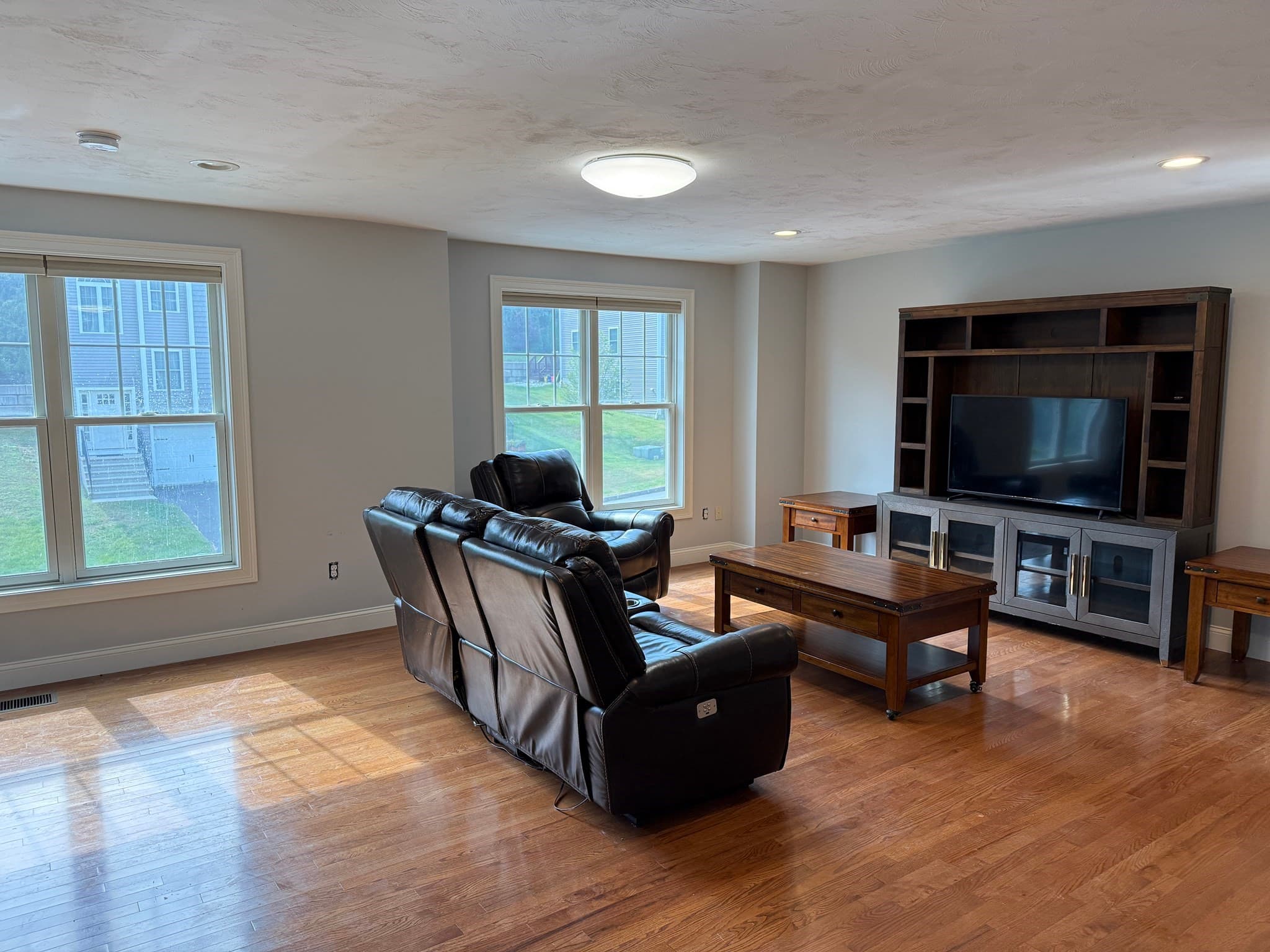 Condominium at 2 Burncoat Hts # 2, Worcester MA 01606, Worcester, photo 18 of 42