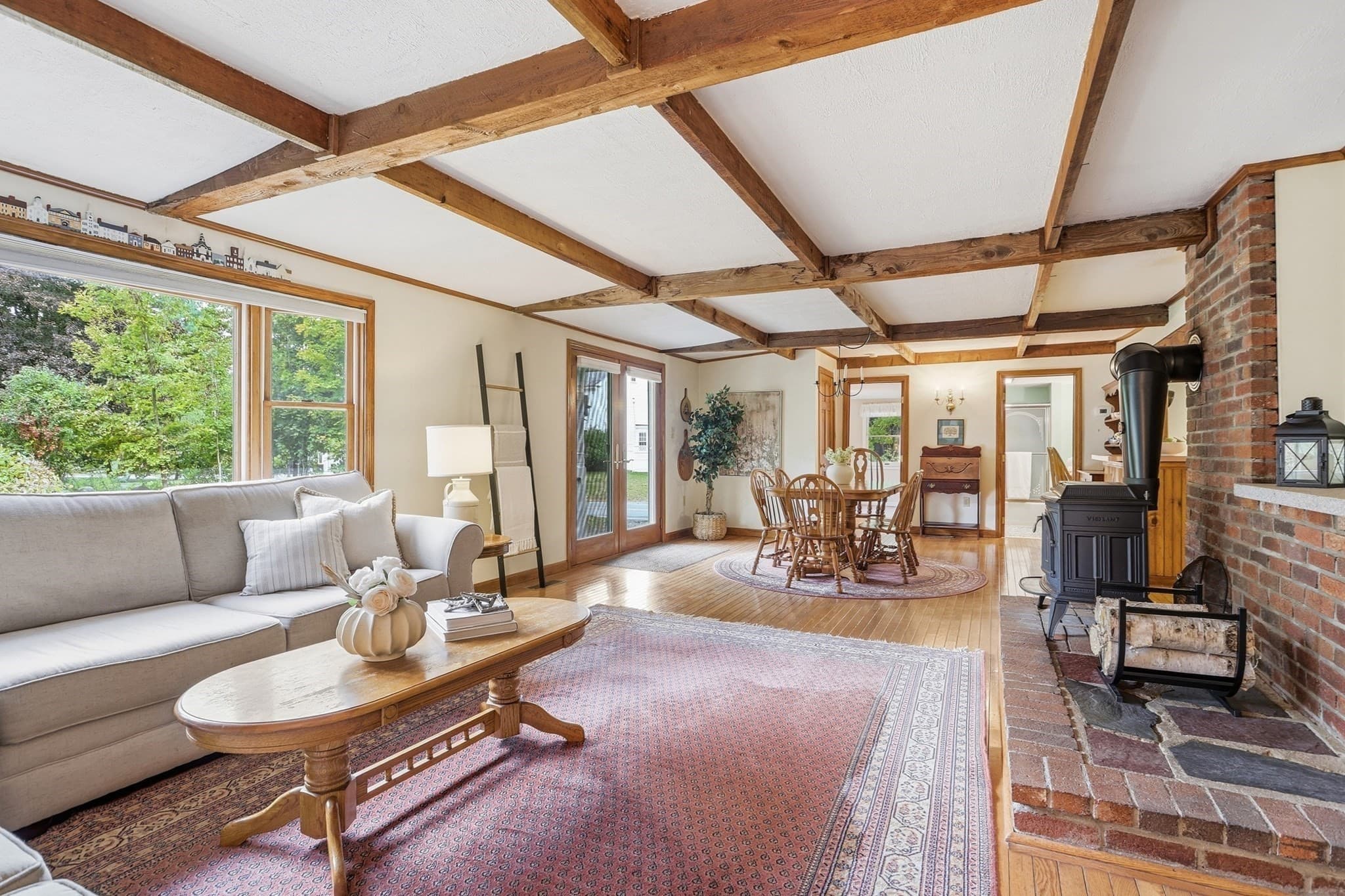 Single Family Residence at 5 Lowell Rd, Westford MA 01886, Westford, photo 7 of 32