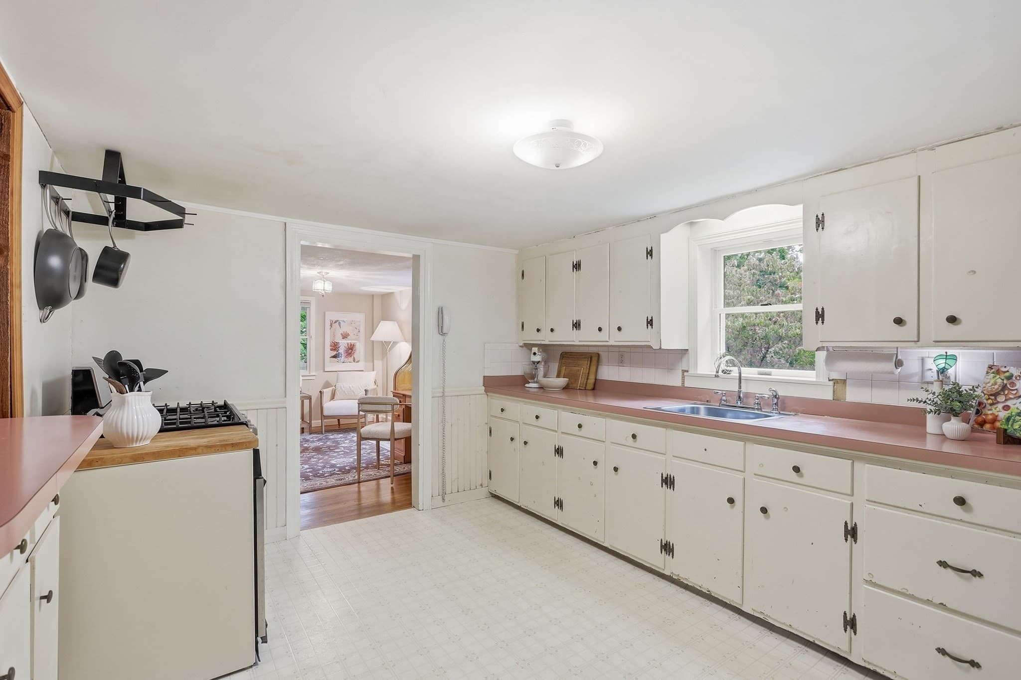 Single Family Residence at 5 Lowell Rd, Westford MA 01886, Westford, photo 11 of 32