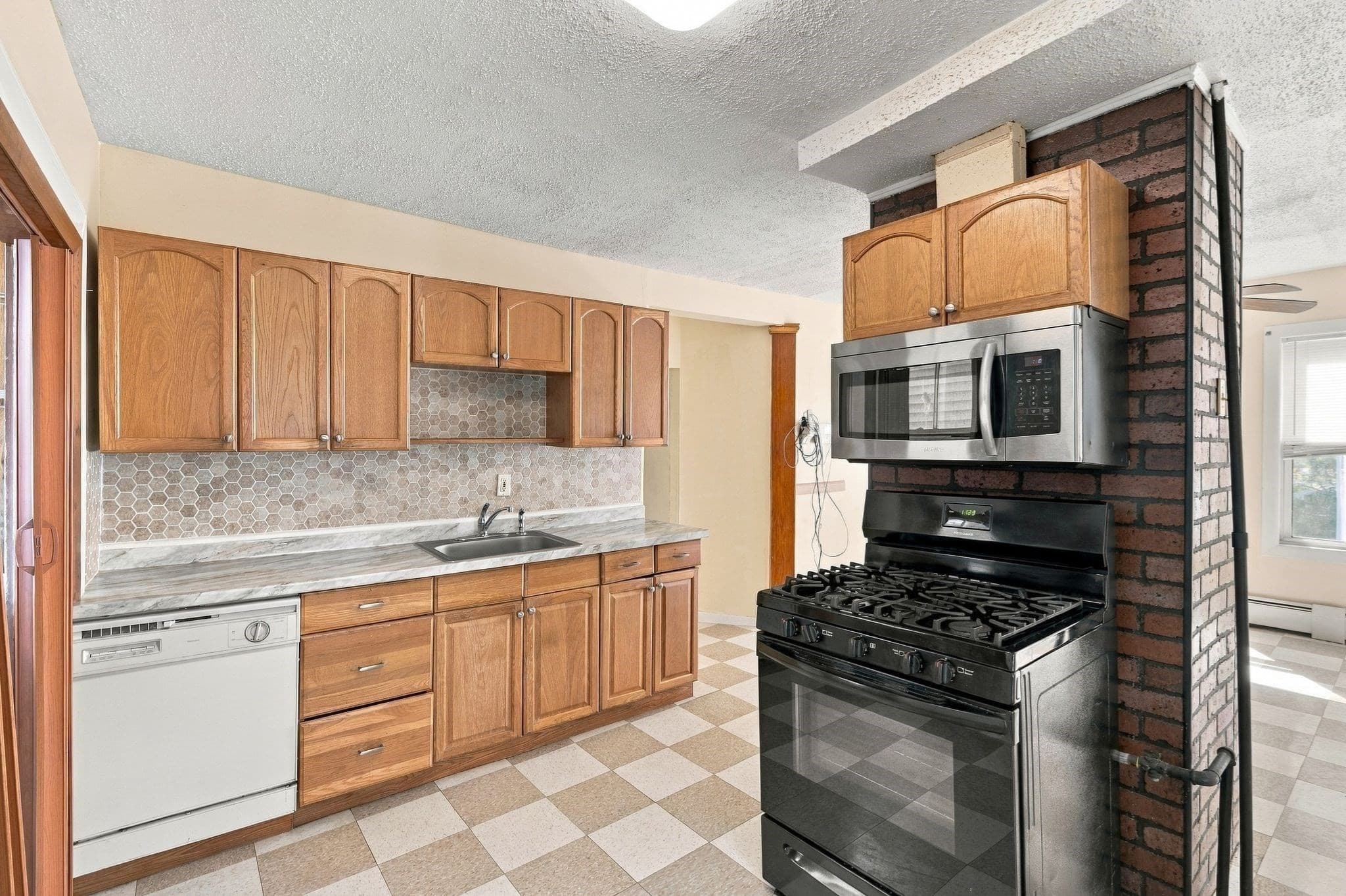 Multi Family at 6-8 Marmion St, Boston MA 02130, Boston, photo 13 of 41