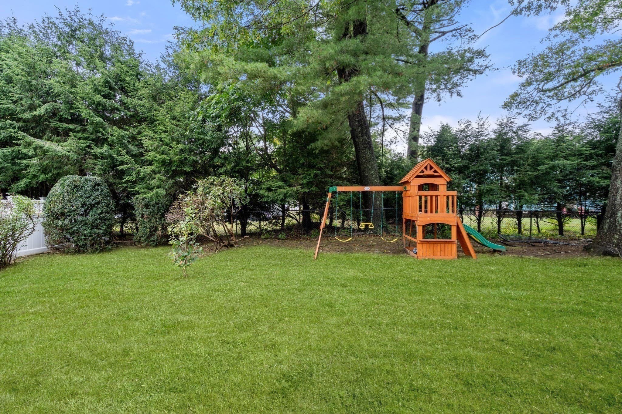 Single Family Residence at 19 New Hampshire Avenue, Natick MA 01760, Natick, photo 2 of 16