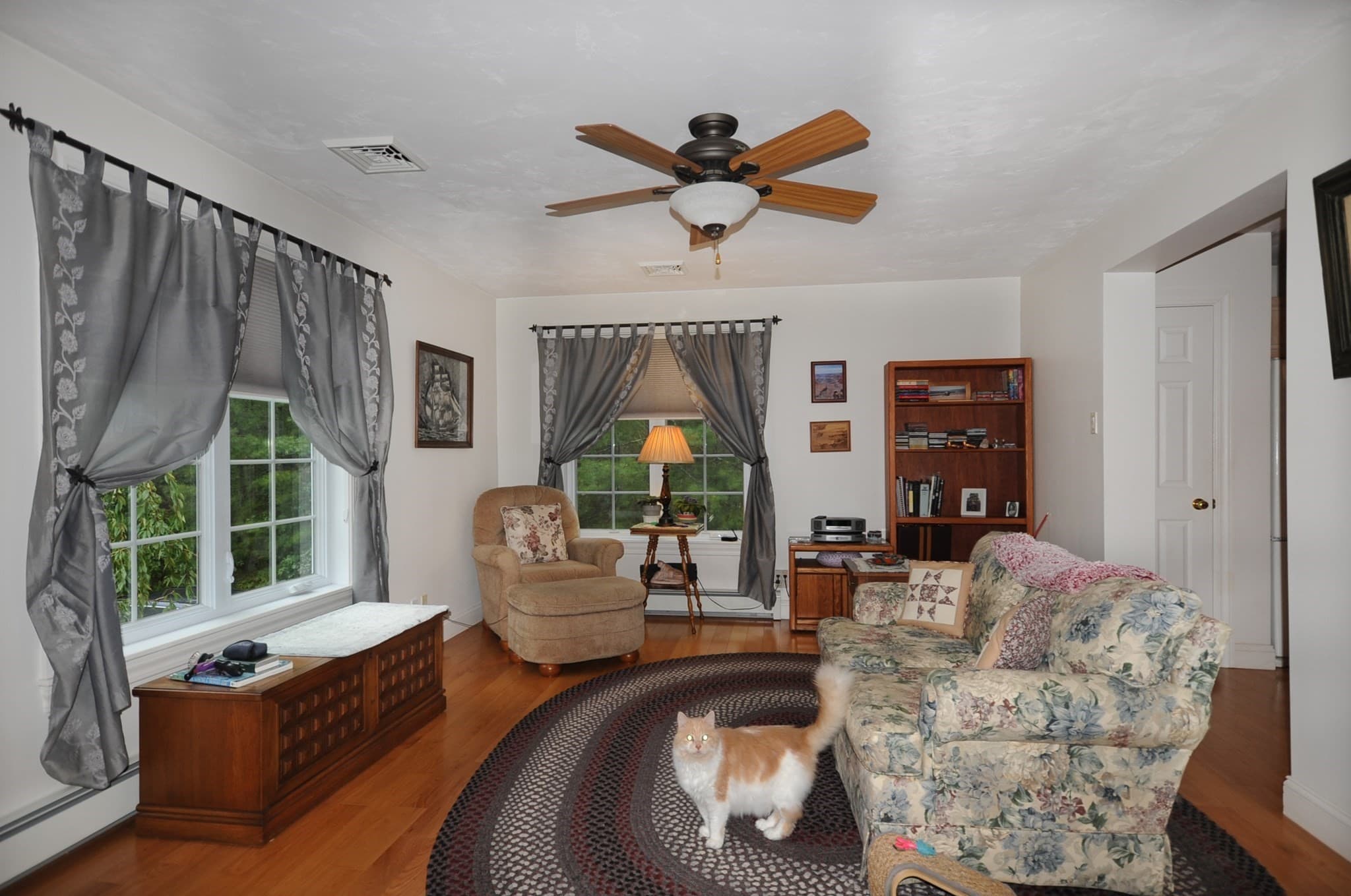 Single Family Residence at 868 Main St, Wareham MA 02576, Wareham, photo 3 of 26