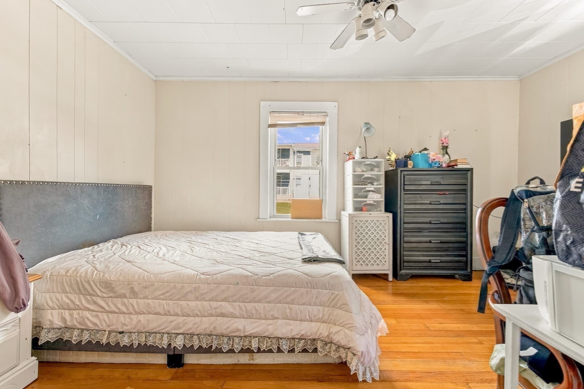 Multi Family at 547 School St, Webster MA 01570, Webster, photo 14 of 19