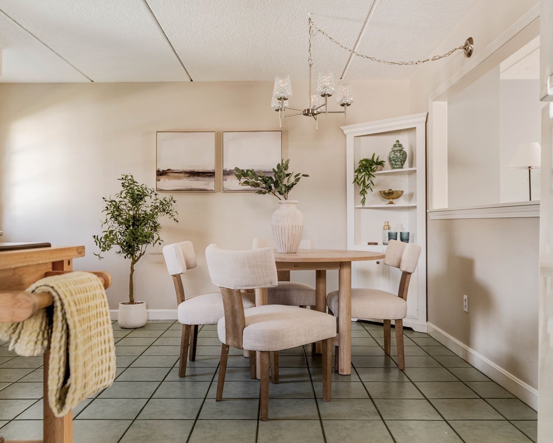 Condominium at 42 Salem St # A, Wakefield MA 01880, Wakefield, photo 14 of 29