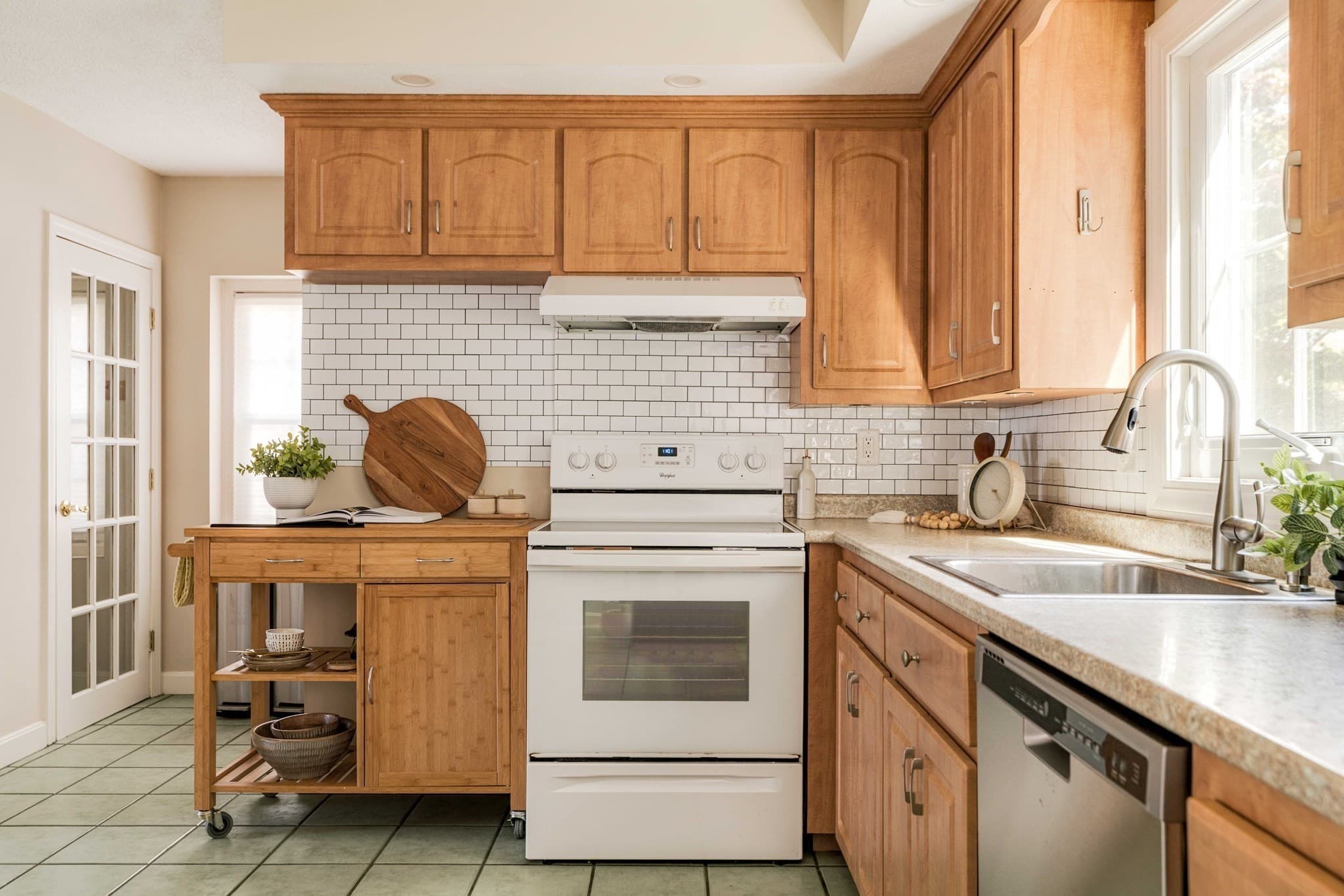 Condominium at 42 Salem St # A, Wakefield MA 01880, Wakefield, photo 11 of 29
