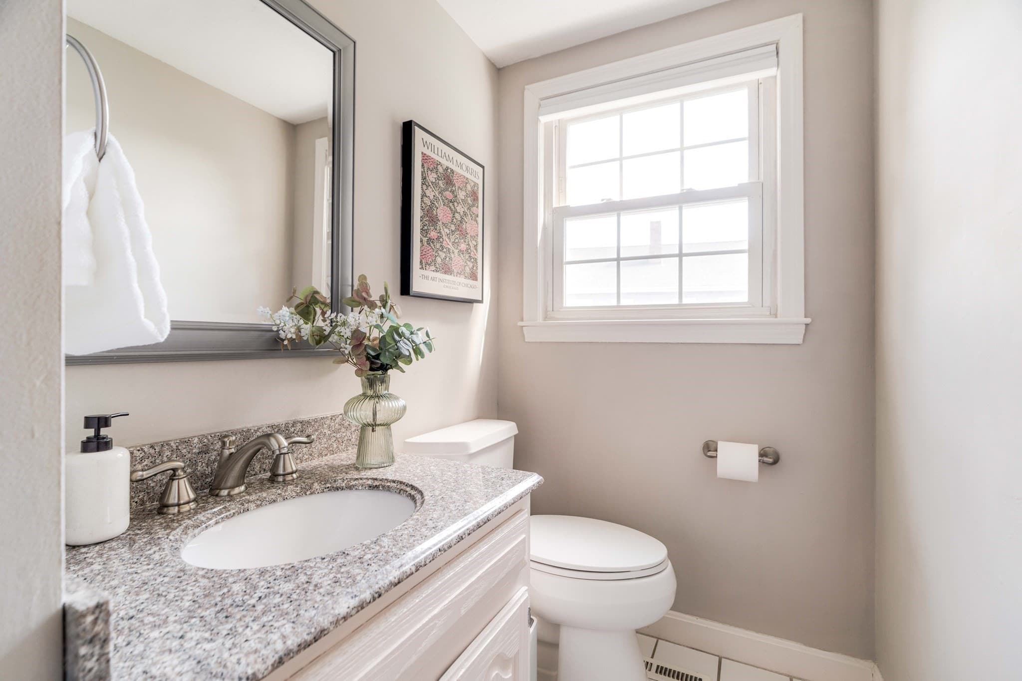 Condominium at 42 Salem St # A, Wakefield MA 01880, Wakefield, photo 19 of 29