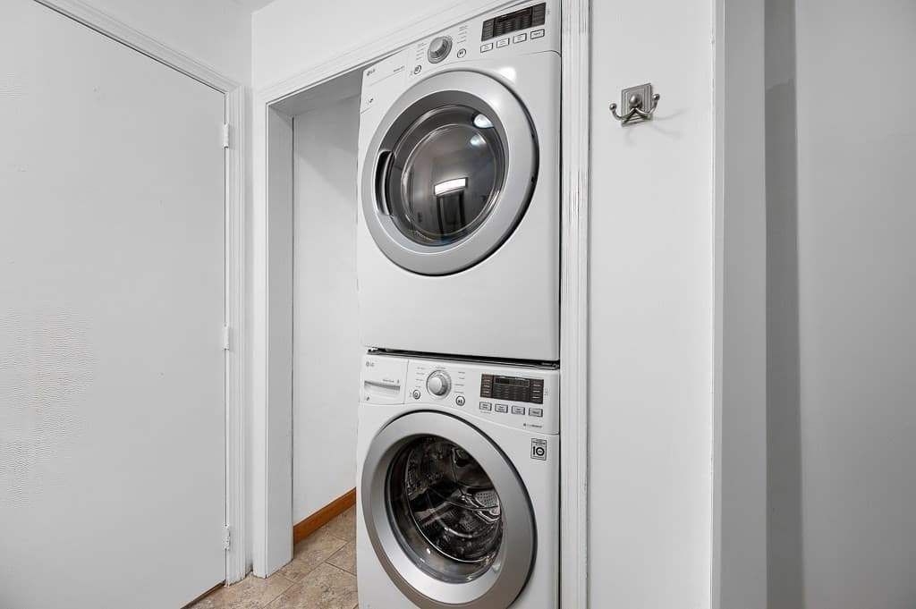 Condominium at 36A Gibbs St # 11, Worcester MA 01607, Worcester, photo 12 of 22