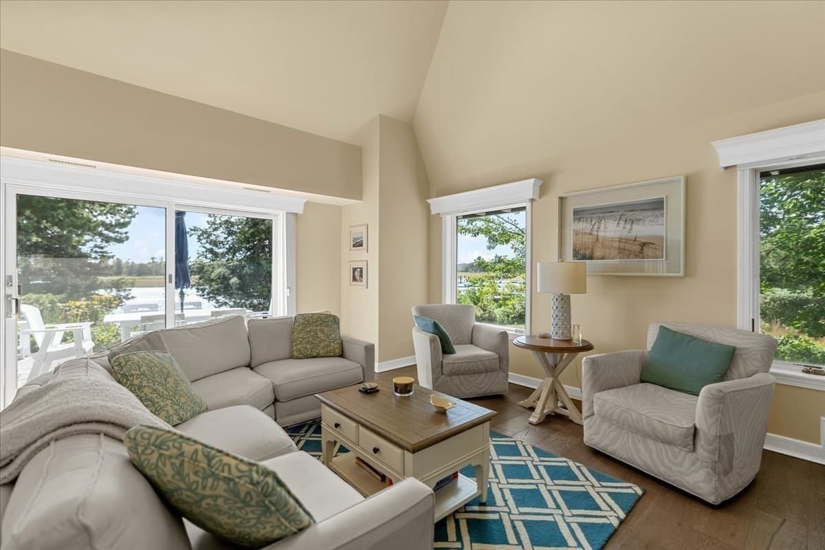 Condominium at 40 Ladds Way # 40, Scituate MA 02066, Scituate, photo 6 of 41