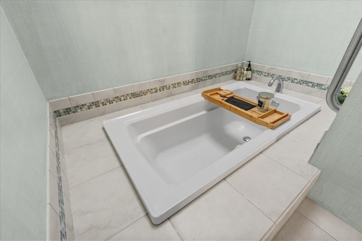Condominium at 40 Ladds Way # 40, Scituate MA 02066, Scituate, photo 19 of 41
