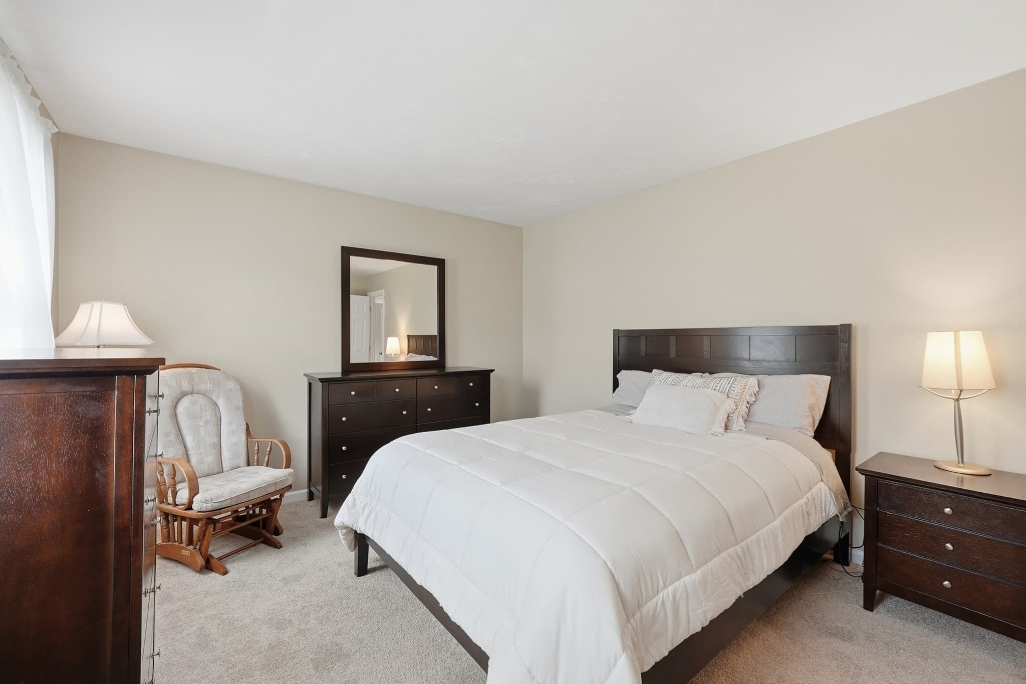 Single Family Residence at 16 Cedar Hill Rd, Sutton MA 01590, Sutton, photo 23 of 39