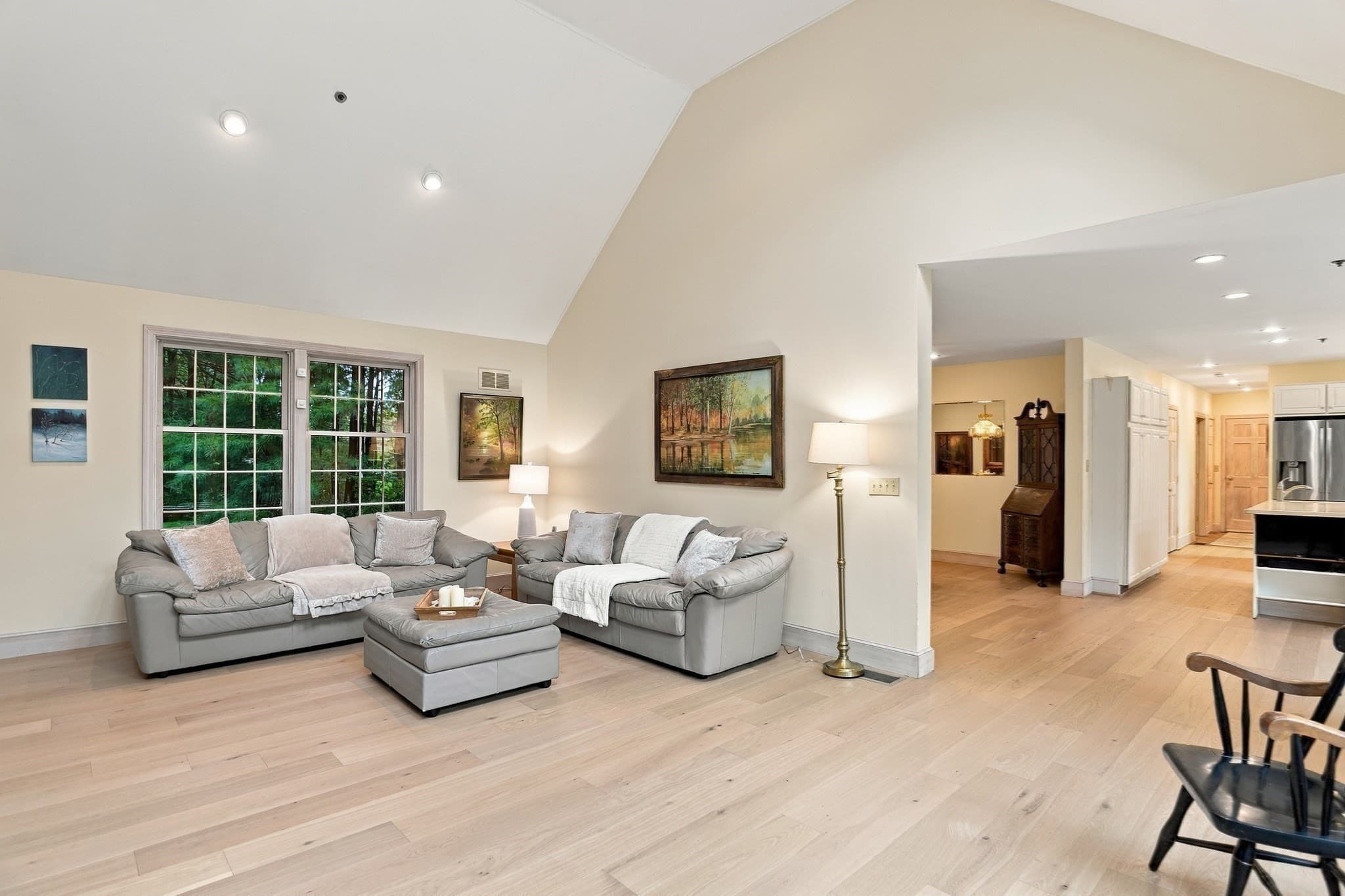 Single Family Residence at 9 Fox Run Dr, Haverhill MA 01832, Haverhill, photo 13 of 42