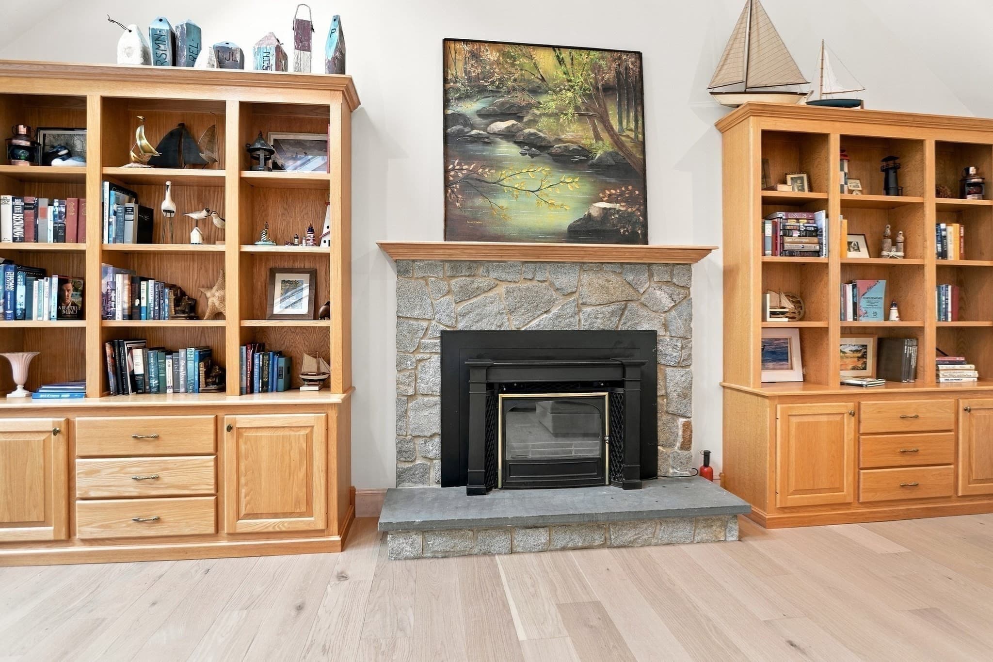 Single Family Residence at 9 Fox Run Dr, Haverhill MA 01832, Haverhill, photo 12 of 42