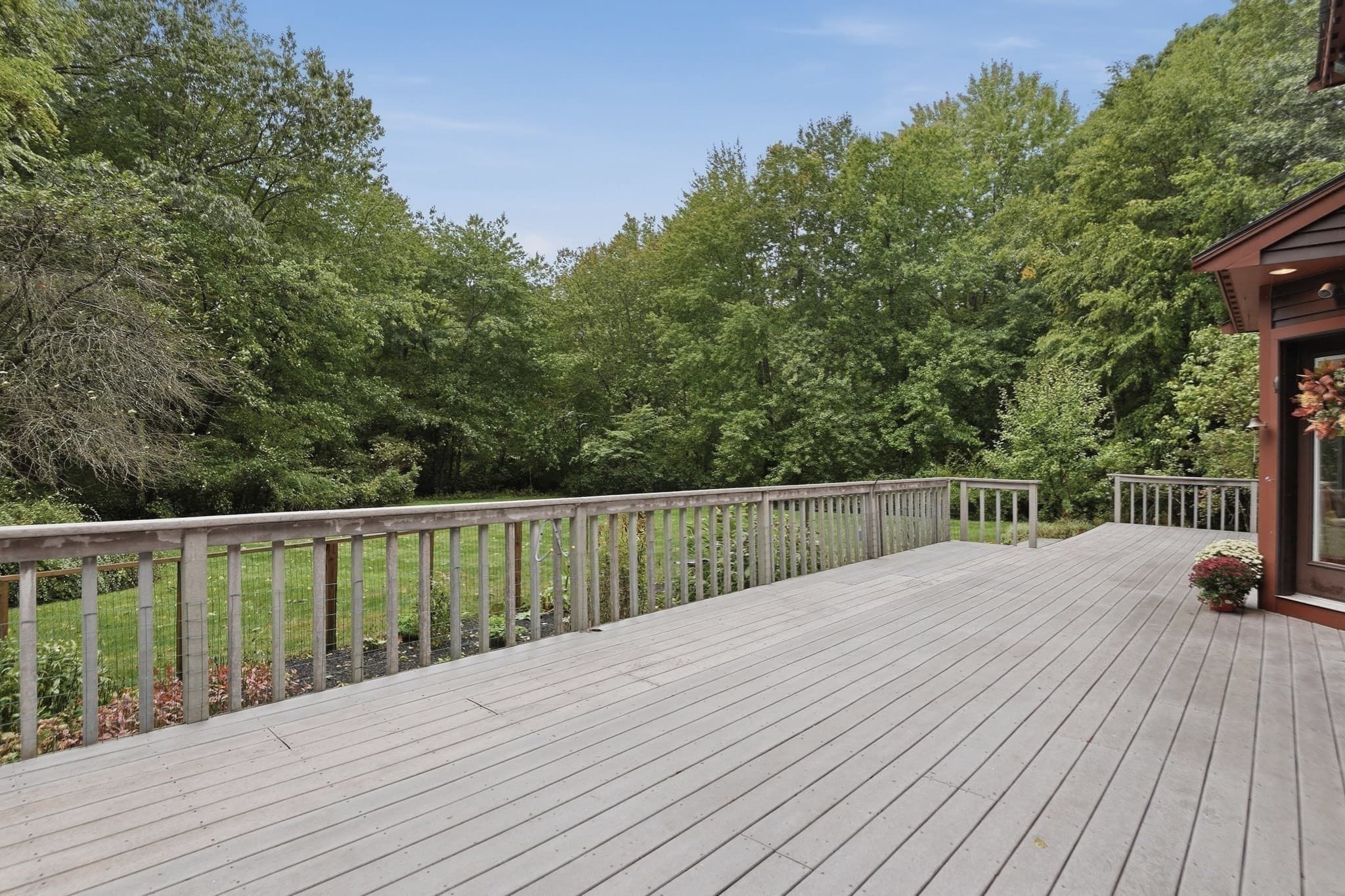 Single Family Residence at 9 Fox Run Dr, Haverhill MA 01832, Haverhill, photo 37 of 42