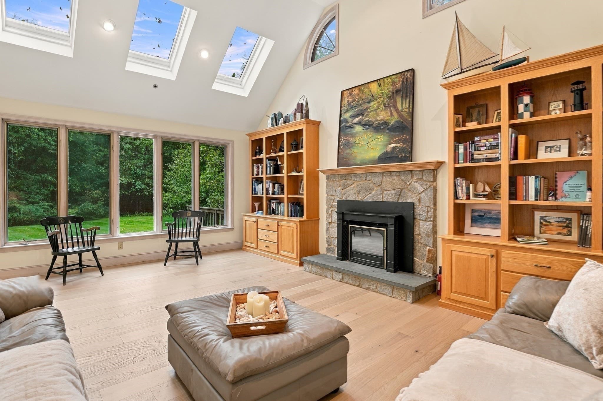Single Family Residence at 9 Fox Run Dr, Haverhill MA 01832, Haverhill, photo 11 of 42