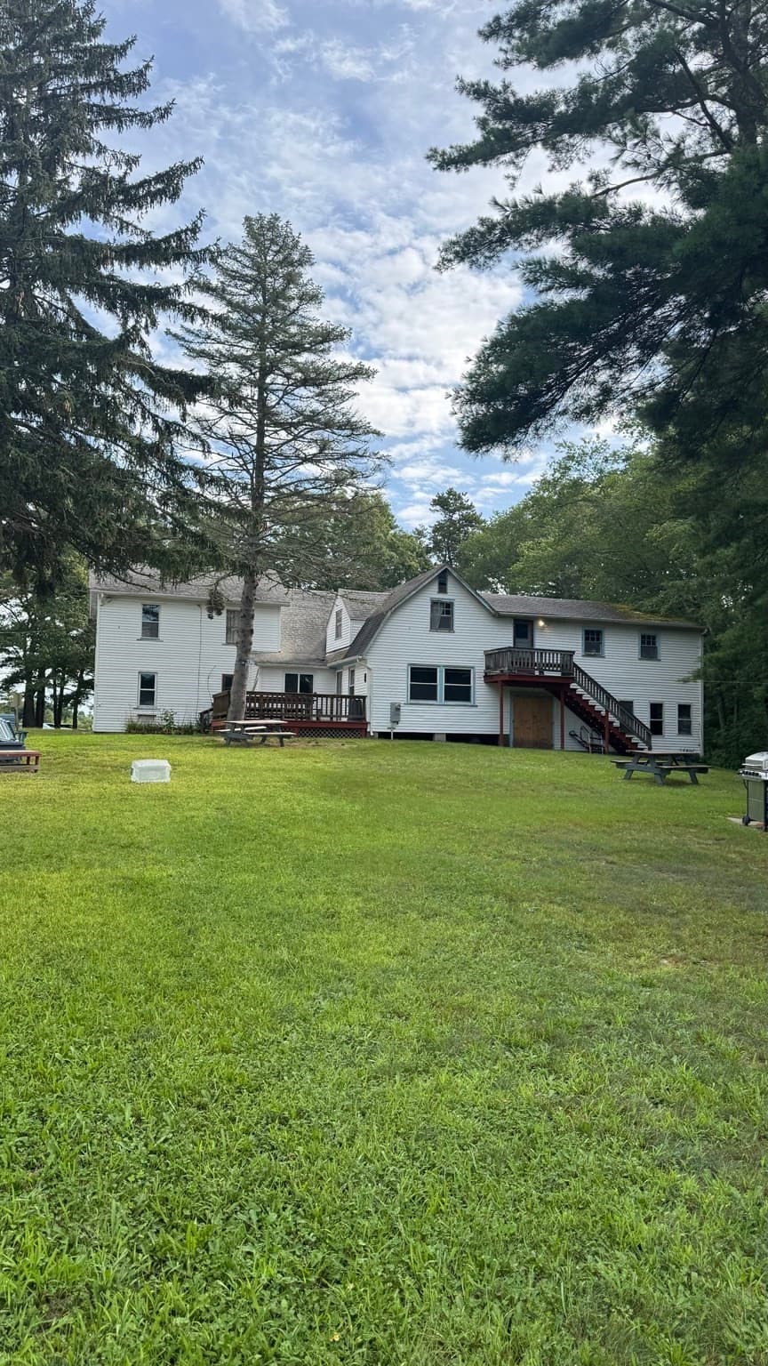 40 Wareham St, Carver MA 02330