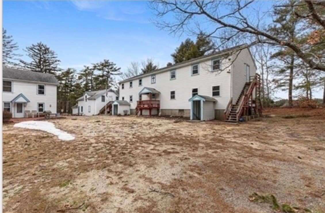 Single Family Residence at 40 Wareham St, Carver MA 02330, photo 4 of 23