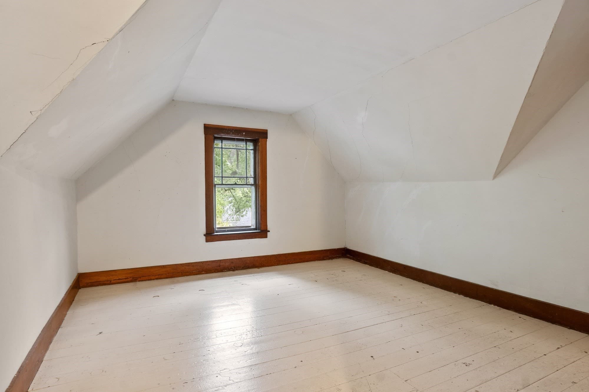 Single Family Residence at 27 Cherry St., Gardner MA 01440, Gardner, photo 35 of 42
