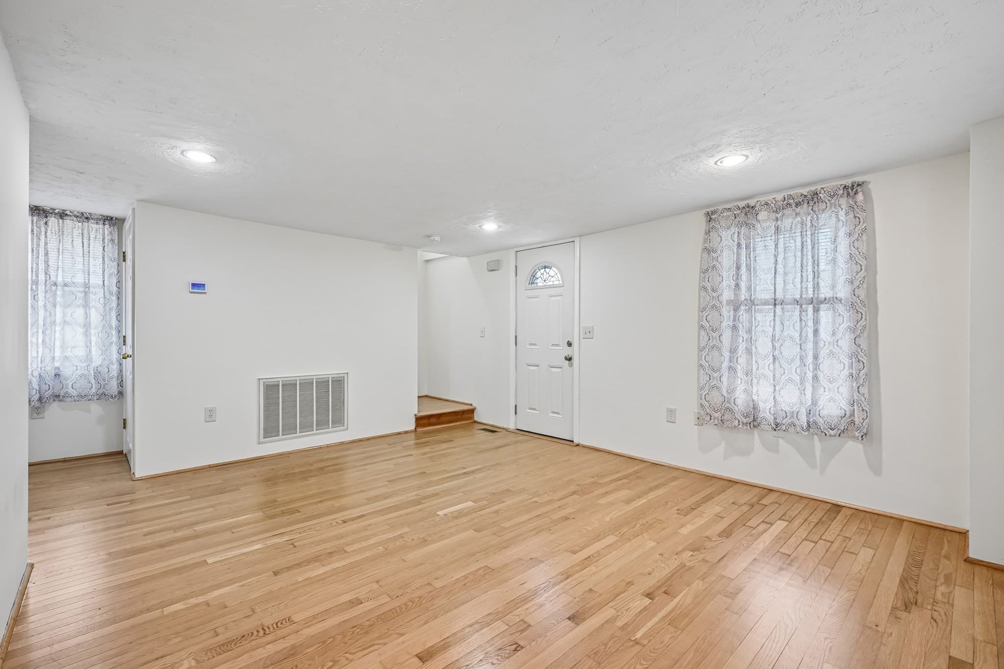 Single Family Residence at 24 Andover Street, Peabody MA 01960, Peabody, photo 12 of 38