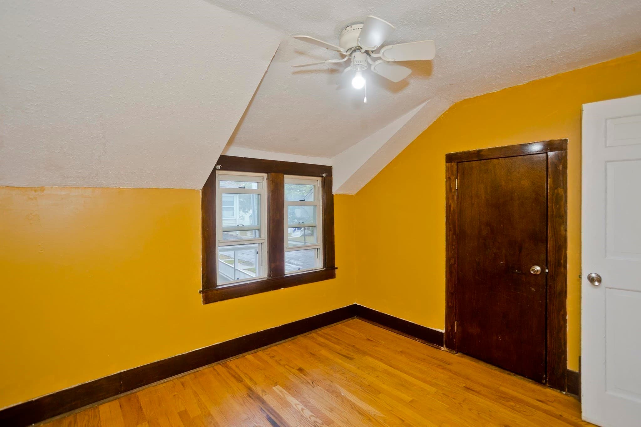 Single Family Residence at 1439 Worcester St, Springfield MA 01151, Springfield, photo 20 of 31