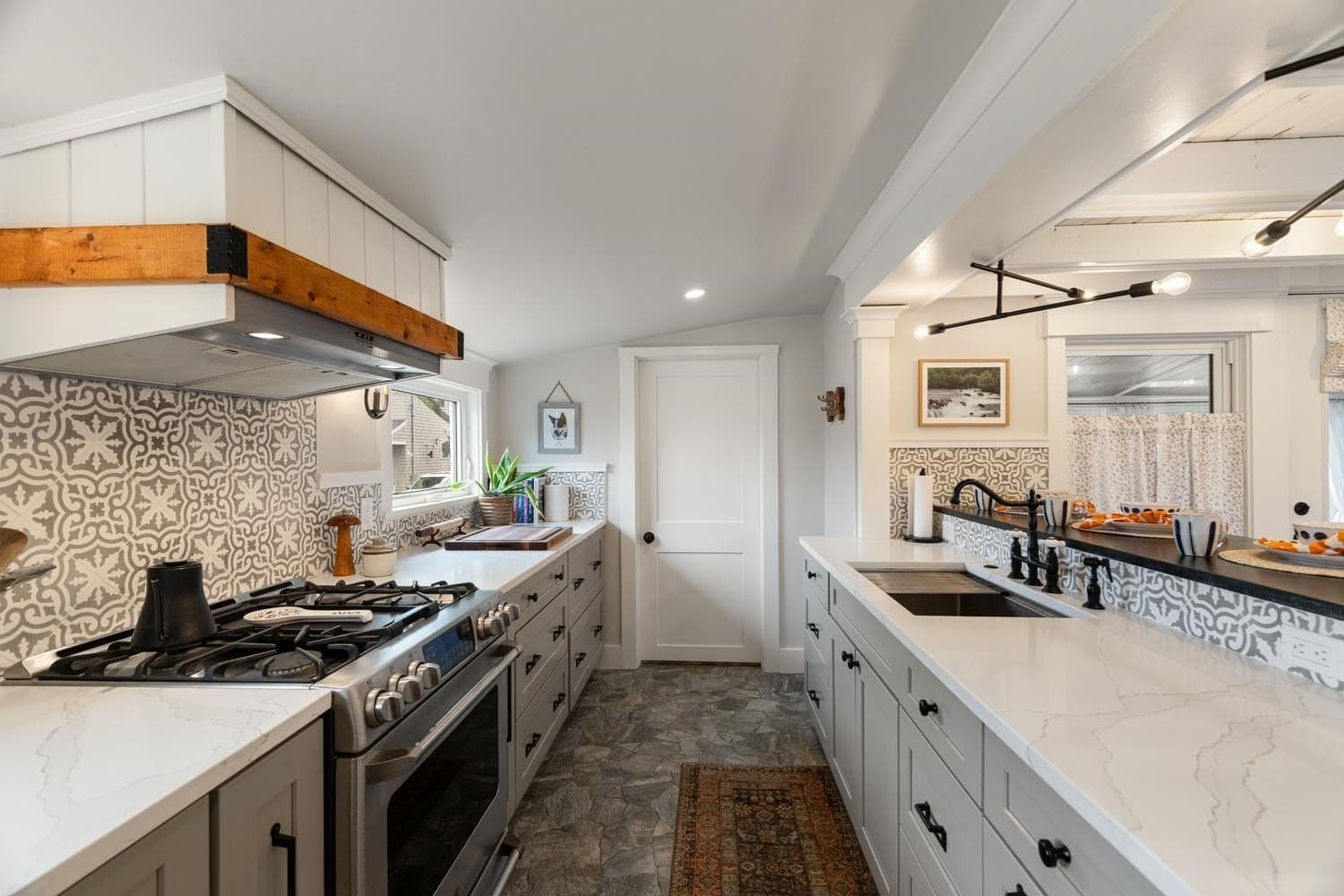 Single Family Residence at 4 Tibbetts Ave, Danvers MA 01923, Danvers, photo 6 of 35