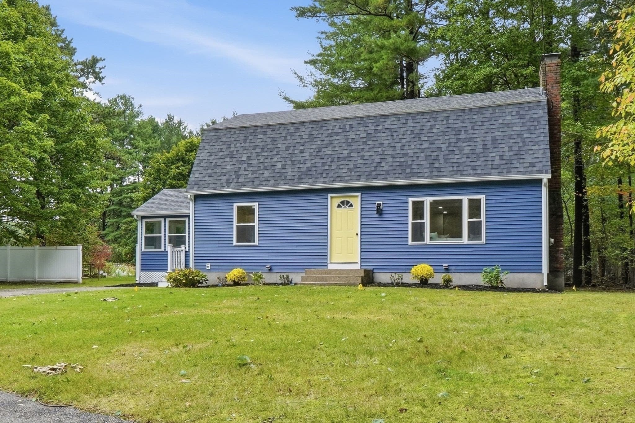 Single Family Residence at 78 Old Farm Rd, Mansfield MA 02048, Mansfield, photo 2 of 41