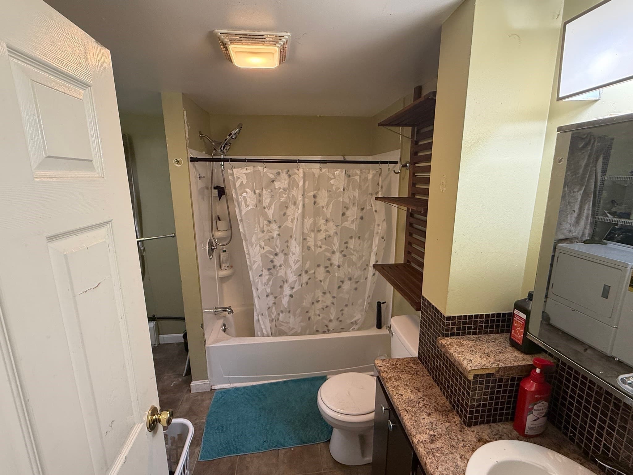 Single Family Residence at 19 Lafrance Ct, New Bedford MA 02740, New Bedford, photo 12 of 26