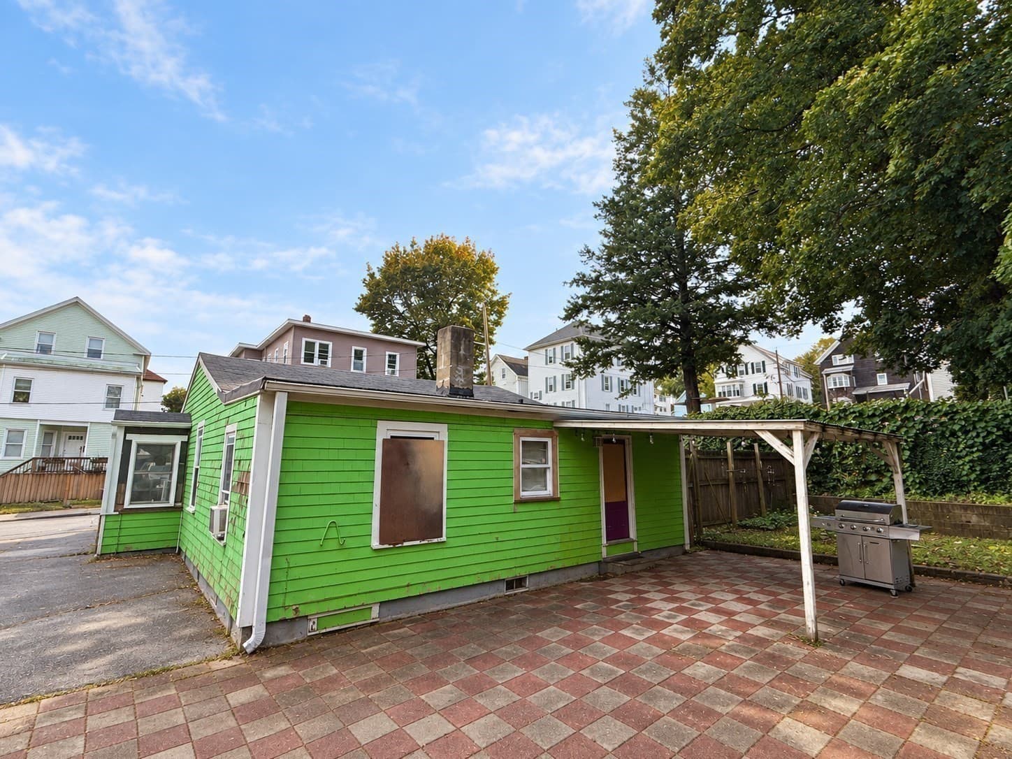 Single Family Residence at 19 Lafrance Ct, New Bedford MA 02740, New Bedford, photo 5 of 26