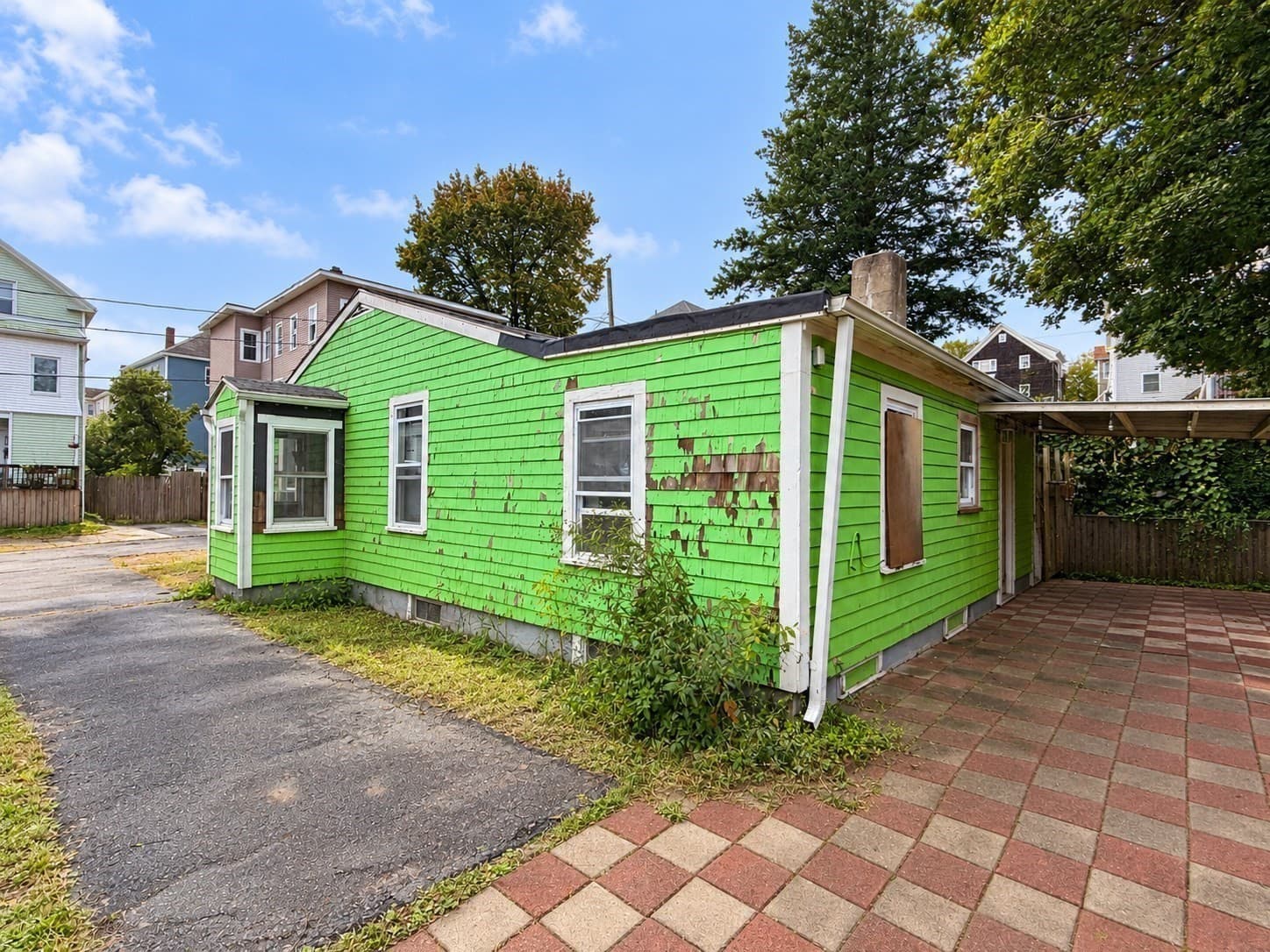 Single Family Residence at 19 Lafrance Ct, New Bedford MA 02740, New Bedford, photo 4 of 26