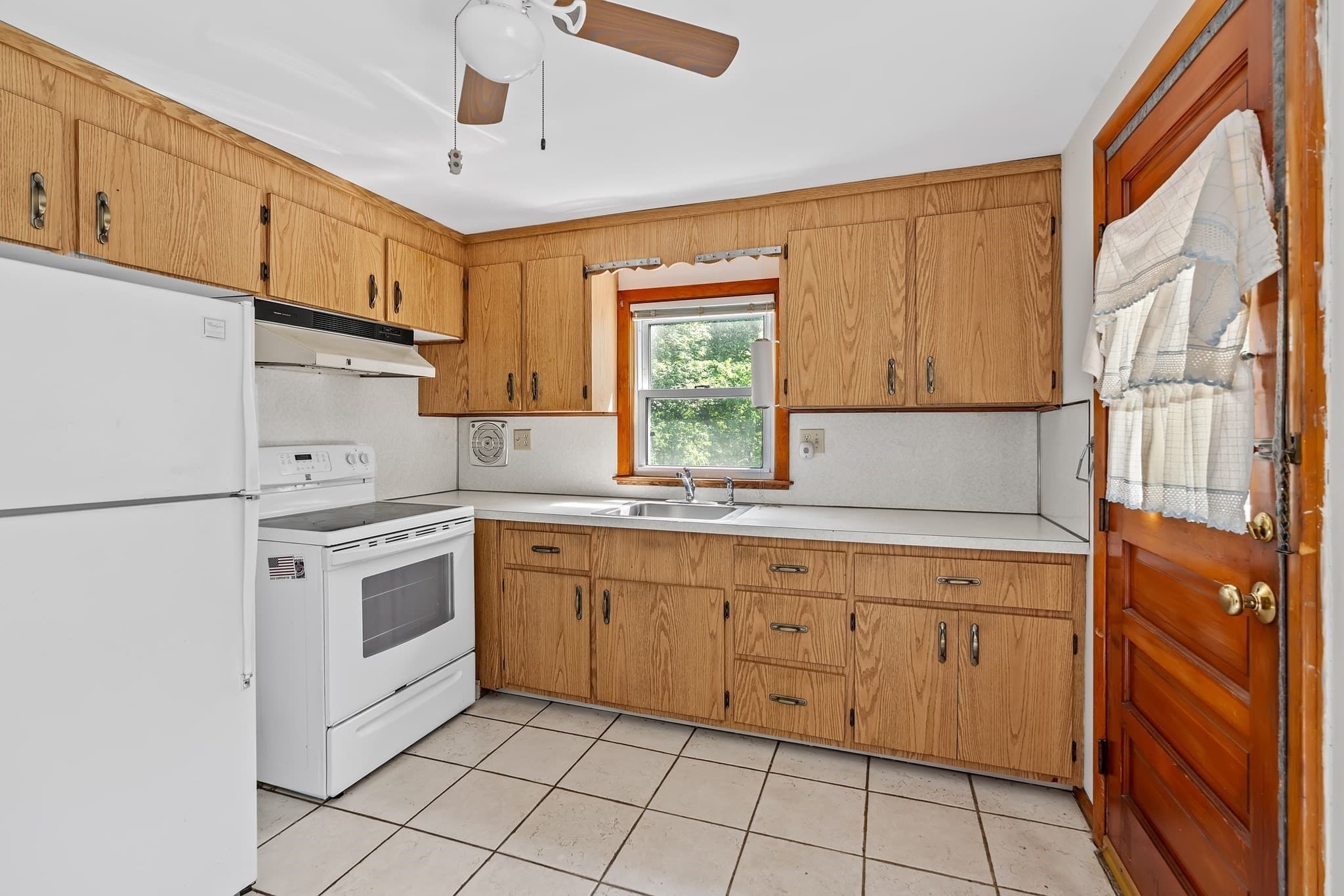 Single Family Residence at 26 Curtis Road, Canton MA 02021, Canton, photo 11 of 34