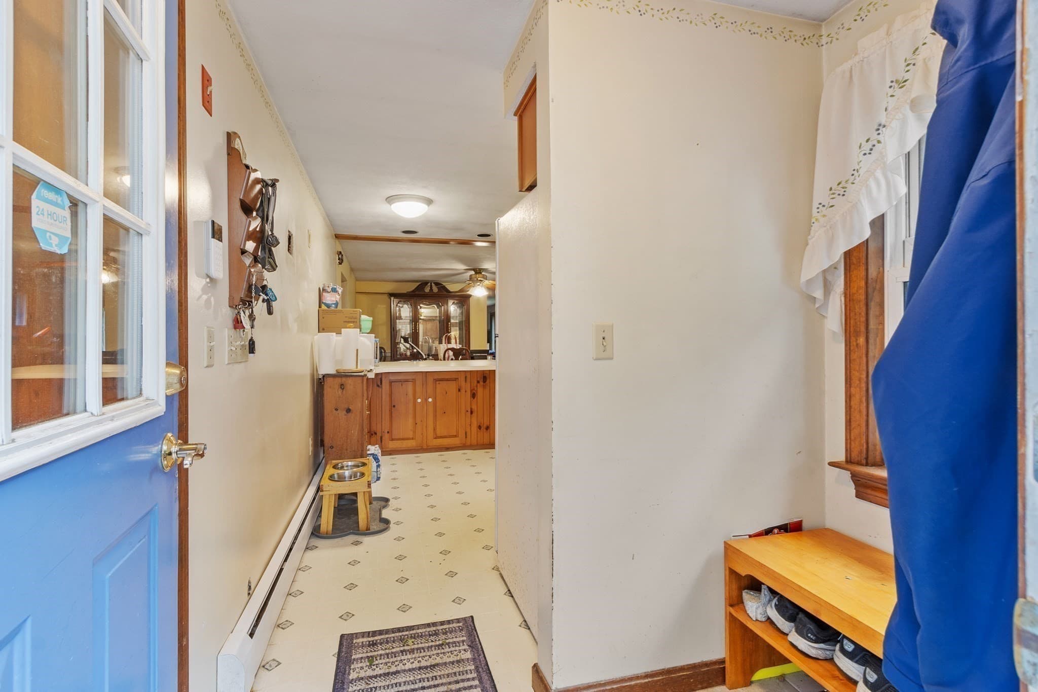 Single Family Residence at 91 Searle Street, Georgetown MA 01833, Georgetown, photo 4 of 37