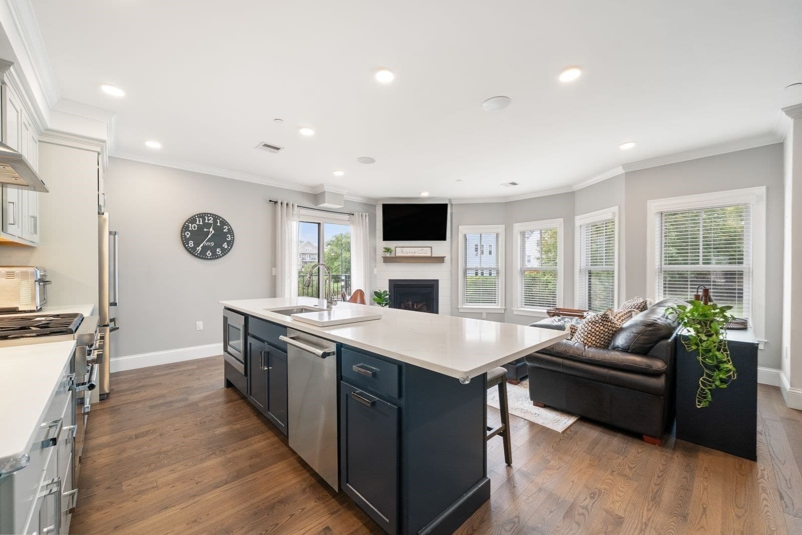Condominium at 138 Neponset Ave # 4, Boston MA 02122, Boston, photo 8 of 41