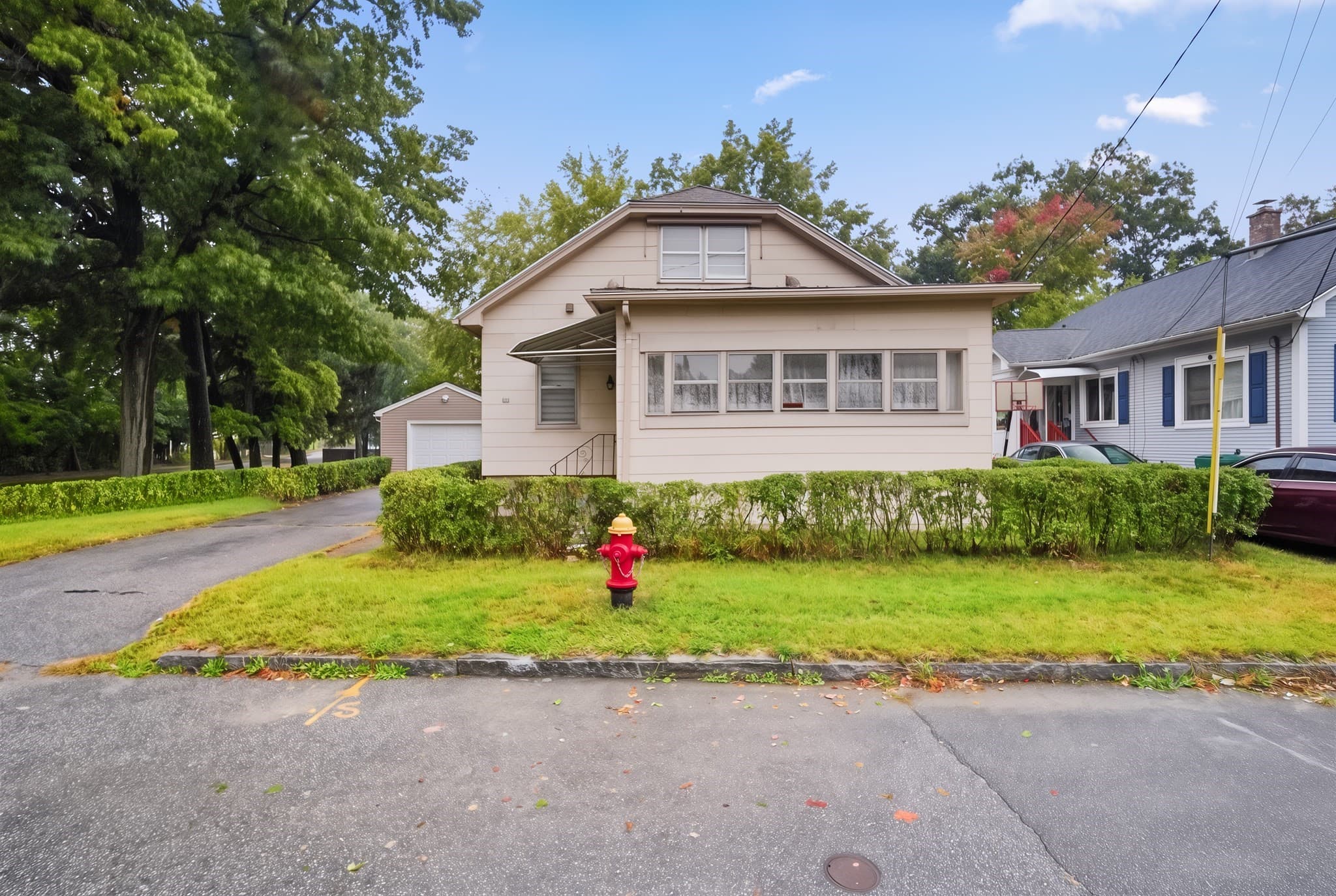 96 Stewart St, Chicopee MA 01020