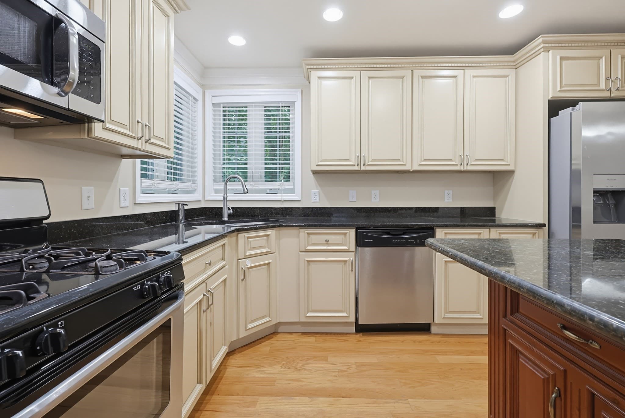 Single Family Residence at 109 Bear Hill Rd, Cumberland RI 02864, Cumberland, photo 7 of 32