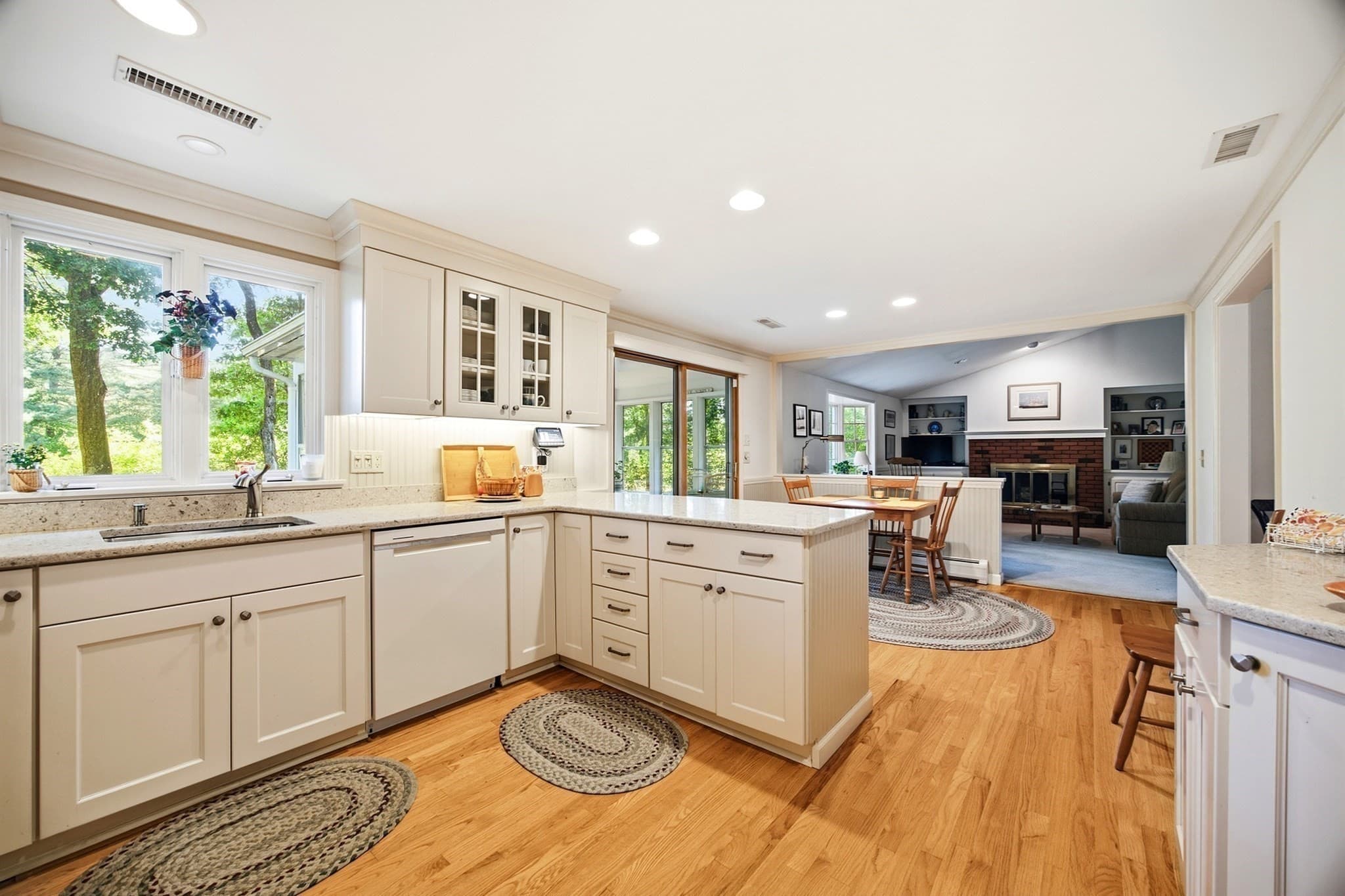 Single Family Residence at 6 Centerwood Drive, Wilbraham MA 01095, Wilbraham, photo 12 of 41