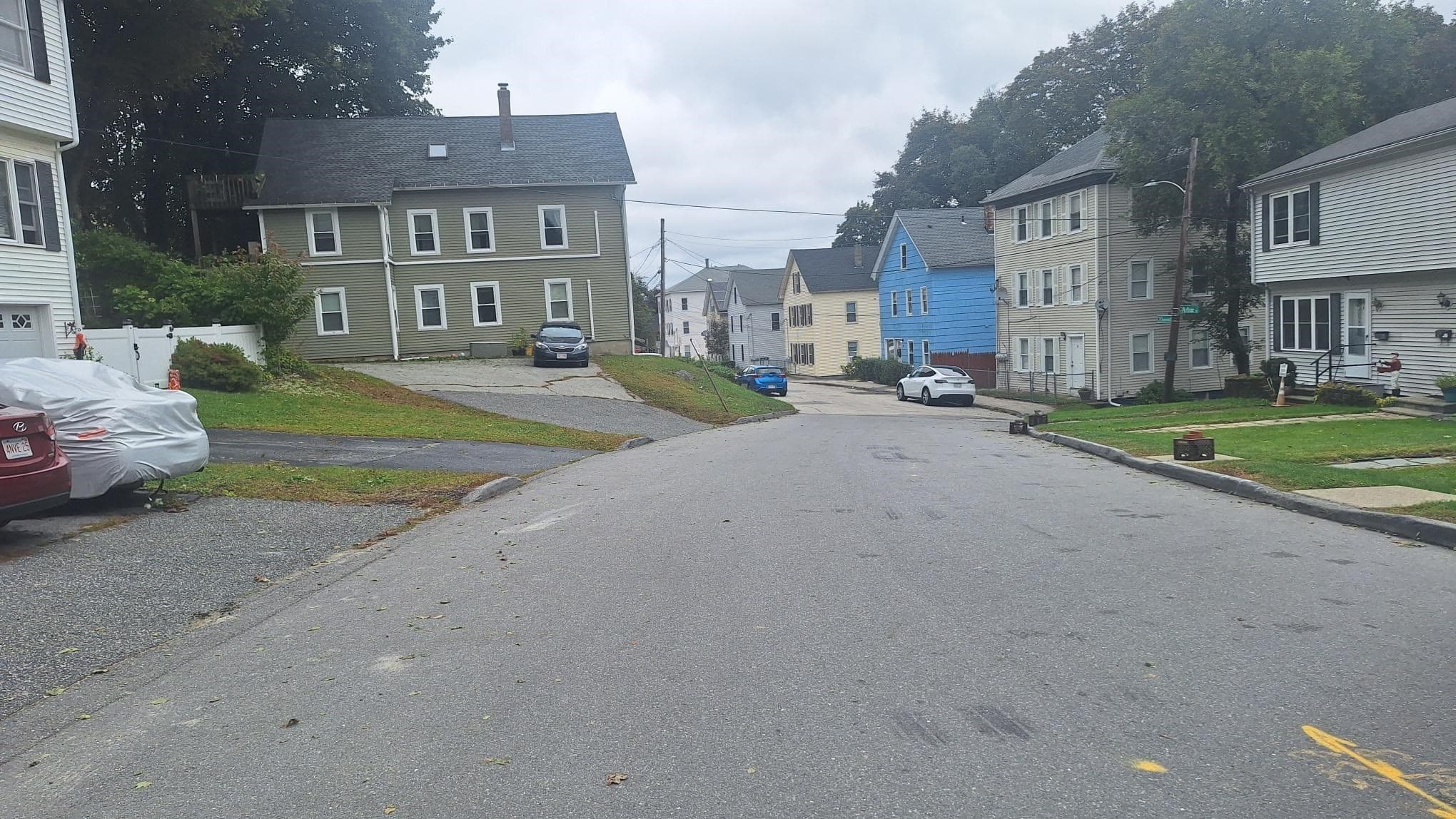 Single Family Residence at 6 Arline St, Worcester MA 01607, Worcester, photo 3 of 4