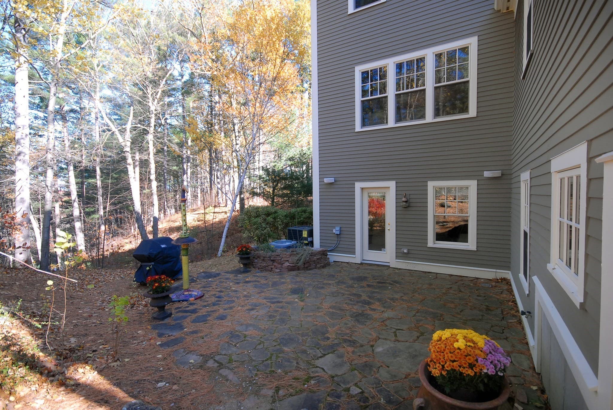 Condominium at 96 Forest Ridge Rd # 96, Concord MA 01742, Concord, photo 32 of 36