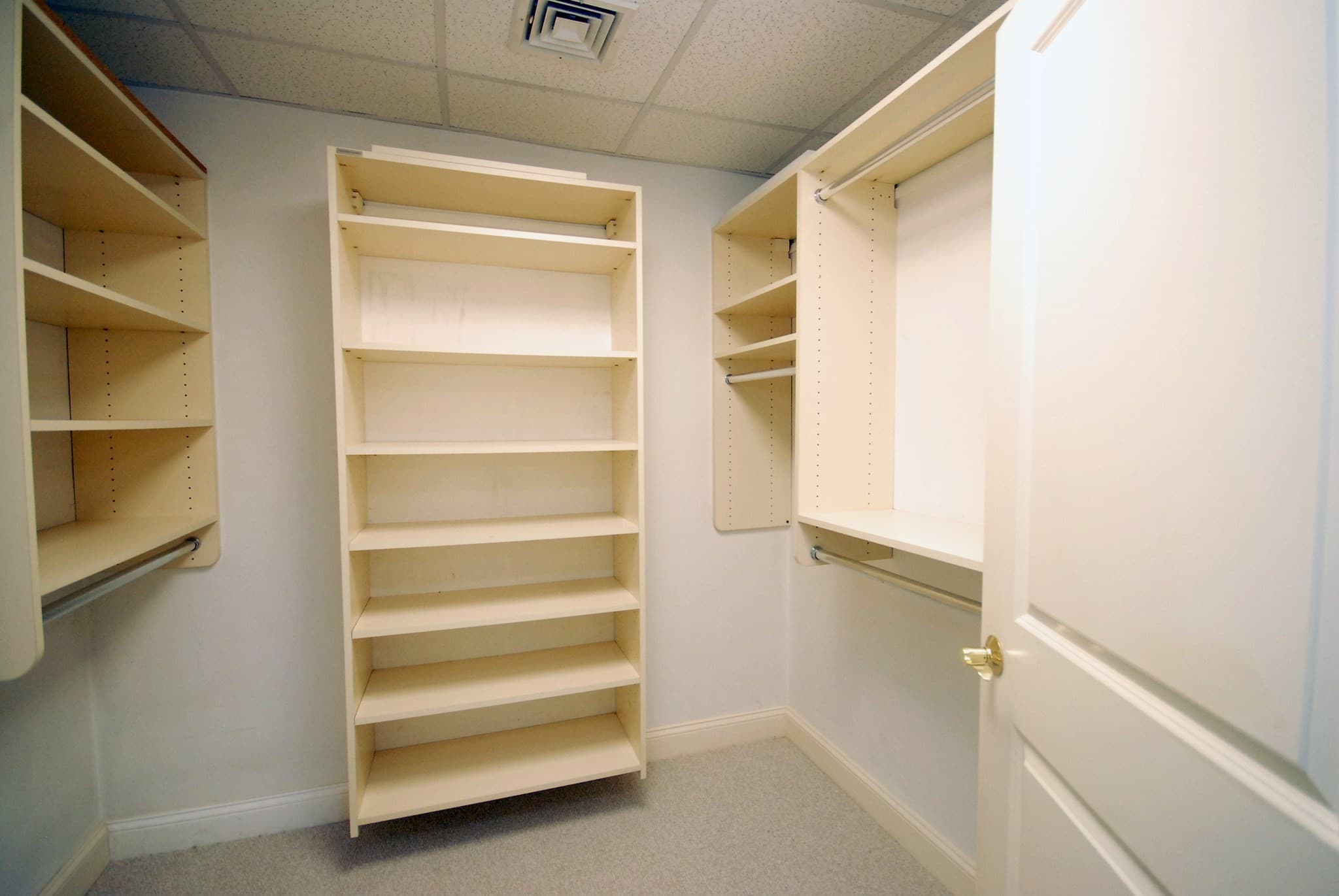 Condominium at 96 Forest Ridge Rd # 96, Concord MA 01742, Concord, photo 29 of 36
