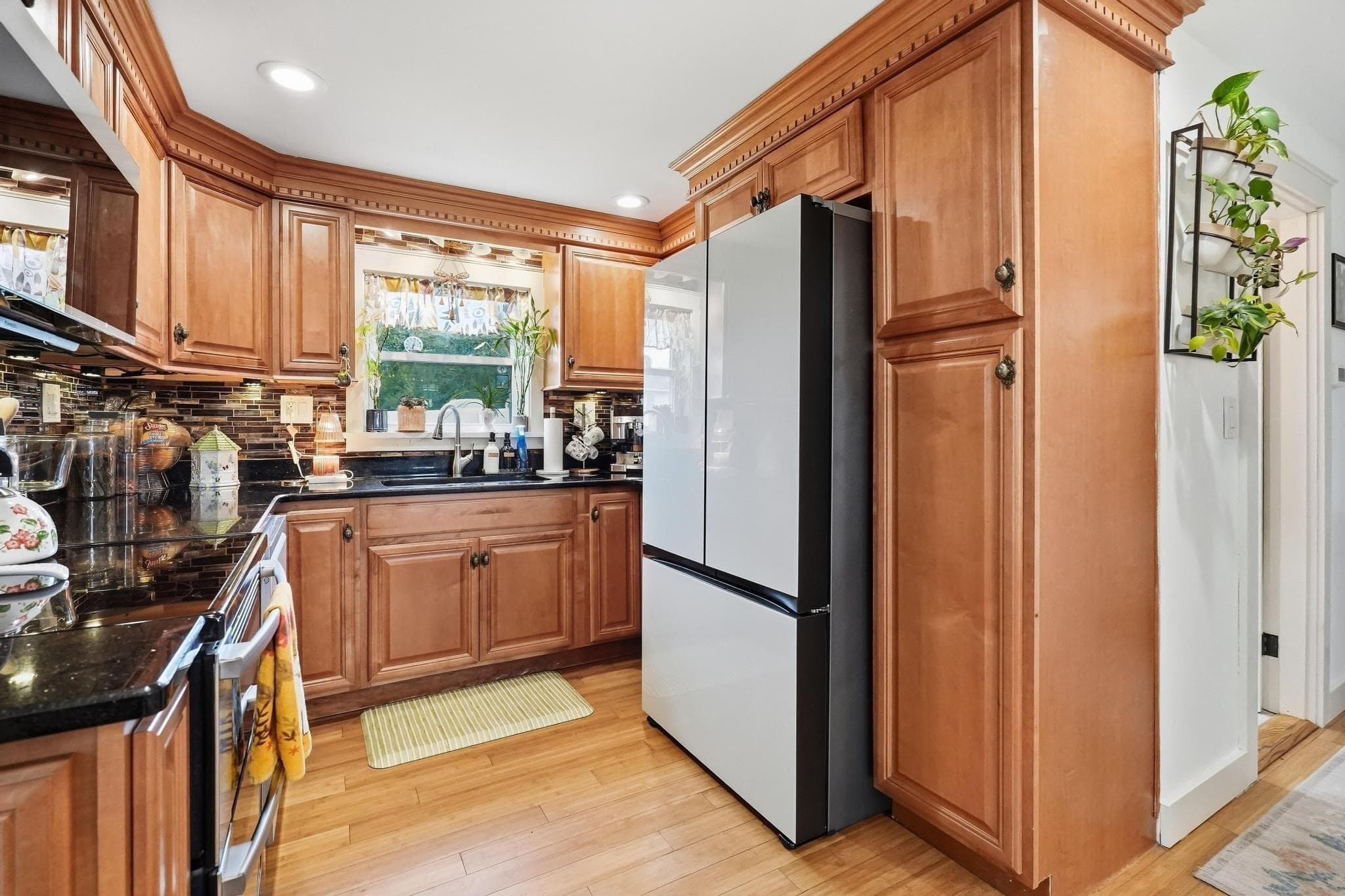 Single Family Residence at 40 Rossi St, Methuen MA 01844, Methuen, photo 10 of 42