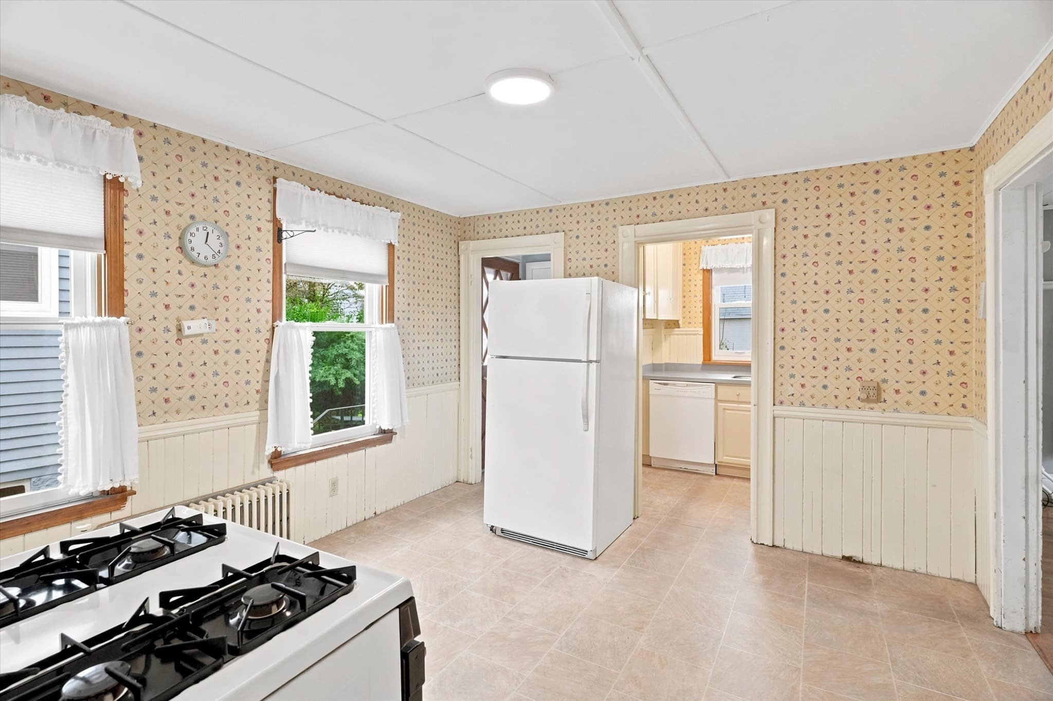 Single Family Residence at 8 Ord St, Salem MA 01970, Salem, photo 13 of 41