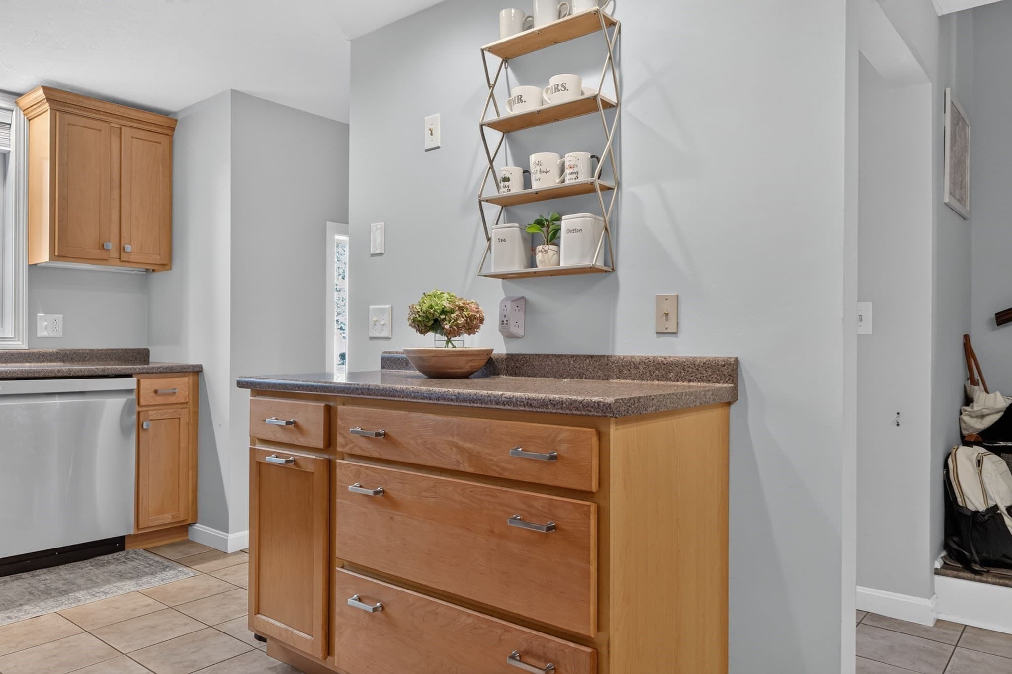 Condominium at 34 Gaslight Ln # 34, Easton MA 02356, Easton, photo 10 of 33
