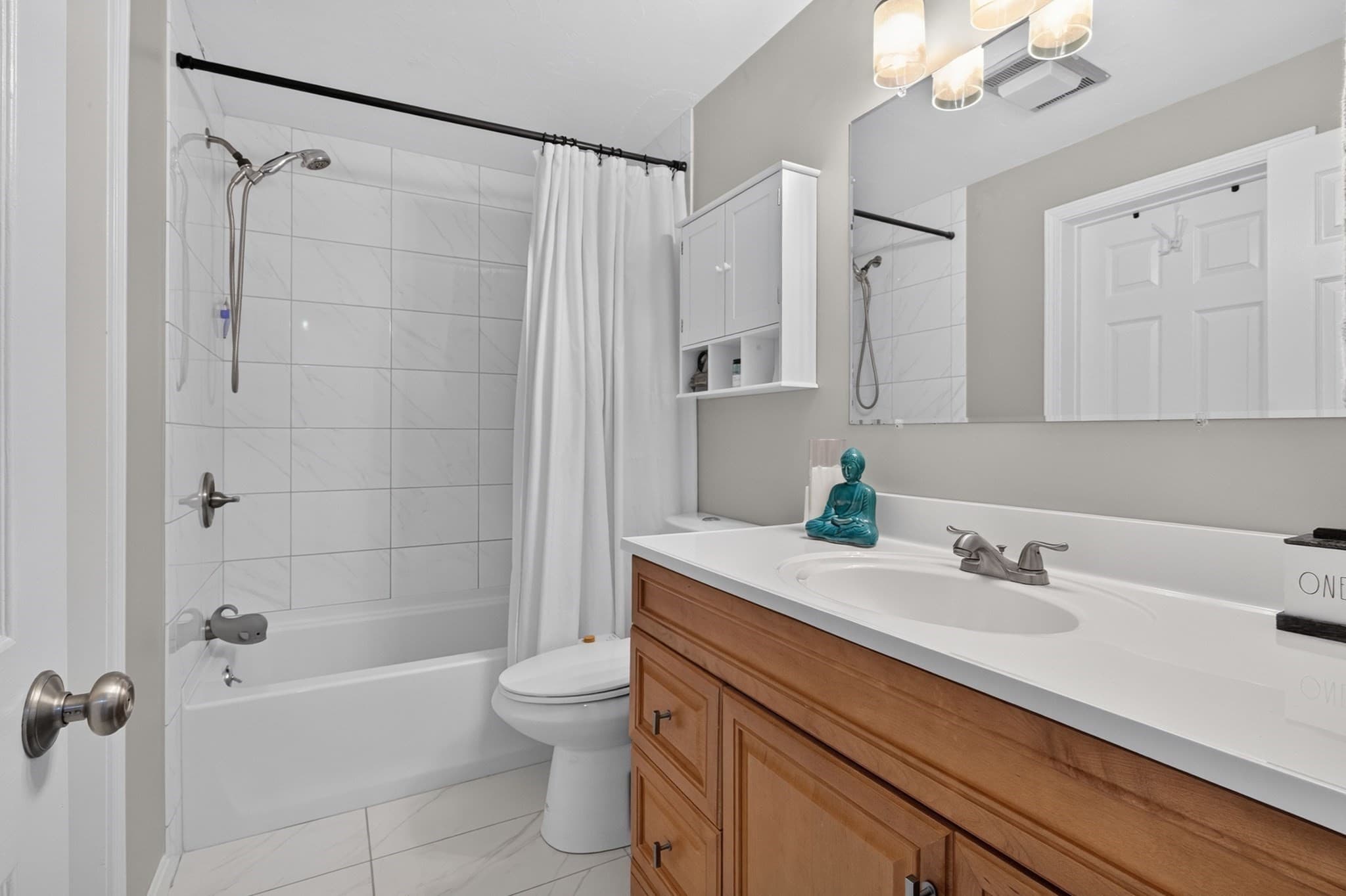 Condominium at 34 Gaslight Ln # 34, Easton MA 02356, Easton, photo 15 of 33