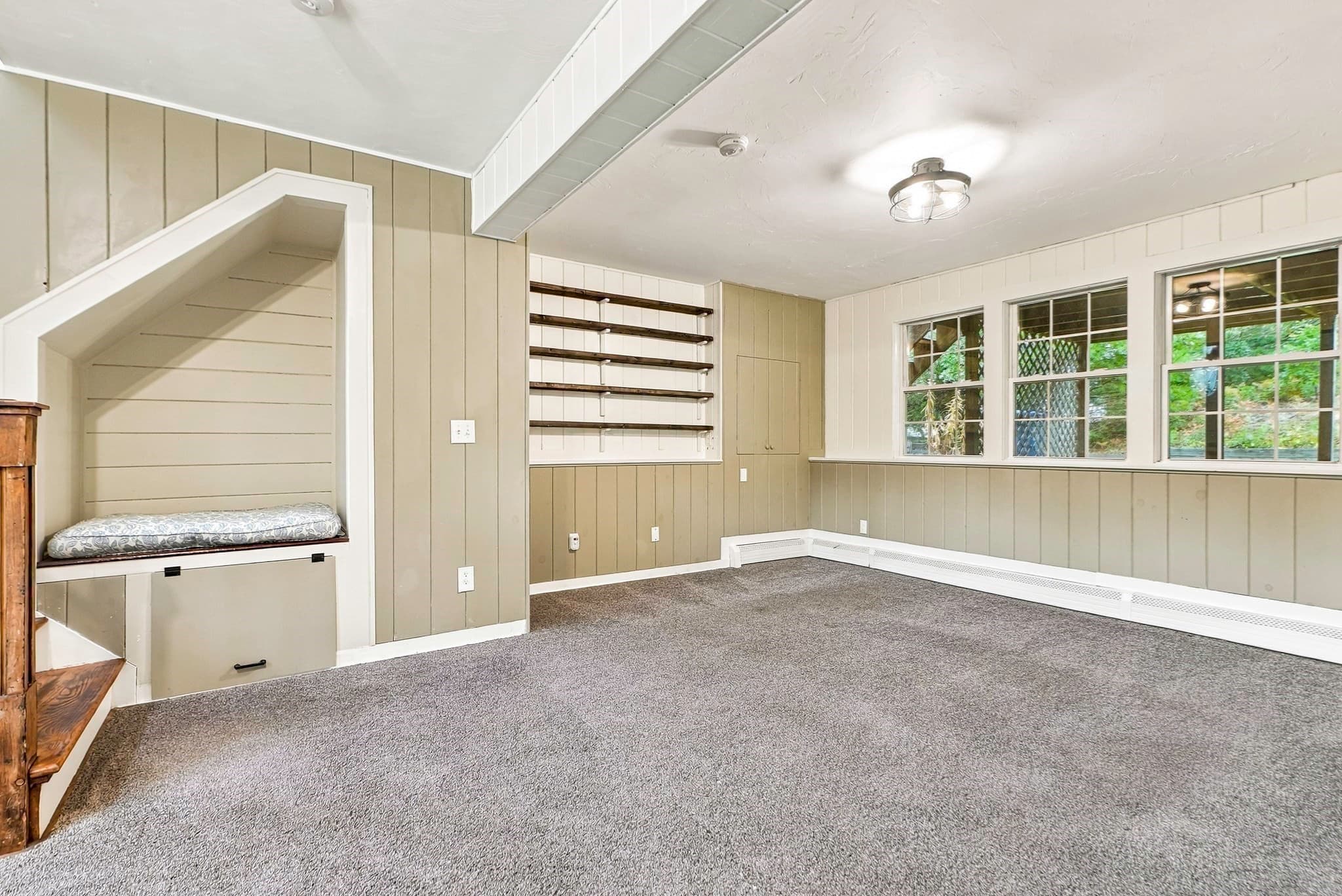 Single Family Residence at 8 Thompson Cir, Plymouth MA 02360, Plymouth, photo 22 of 41