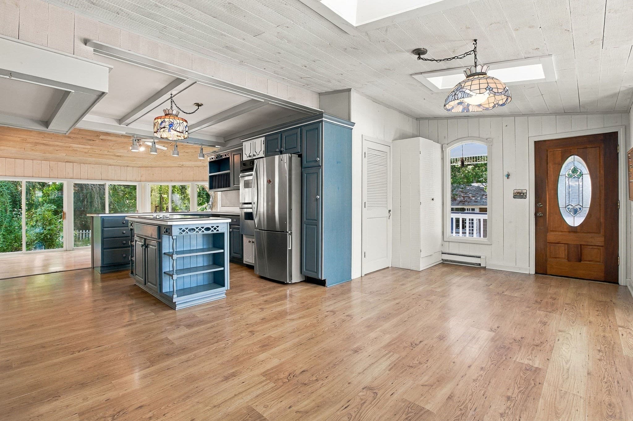 Single Family Residence at 25 Craigville Beach Rd, Barnstable MA 02601, Barnstable, photo 12 of 42