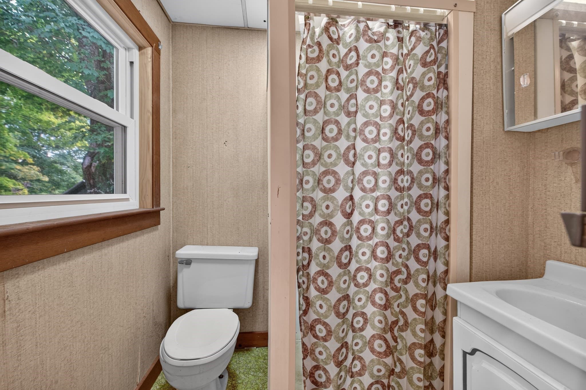 2 Family - 2 Units Up/Down at 63 Pleasant Street, Spencer MA 01562, Spencer, photo 21 of 39