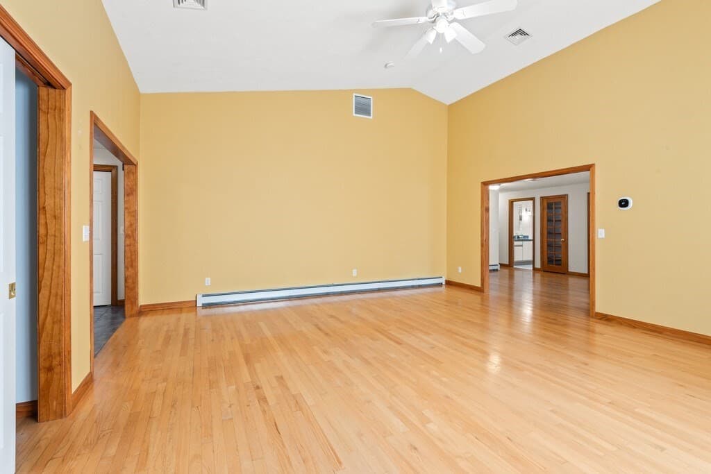 Single Family Residence at 60 Potter Farm Rd, Auburn MA 01501, Auburn, photo 13 of 32