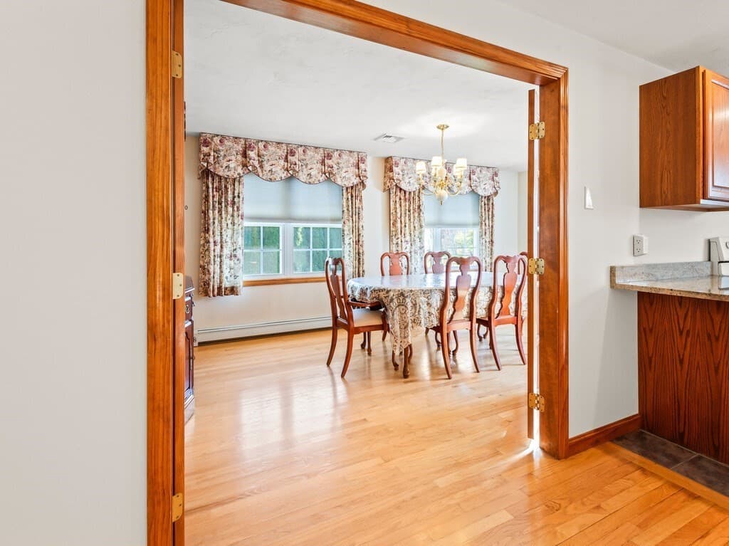 Single Family Residence at 60 Potter Farm Rd, Auburn MA 01501, Auburn, photo 15 of 32