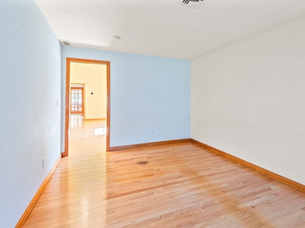 Single Family Residence at 60 Potter Farm Rd, Auburn MA 01501, Auburn, photo 21 of 32