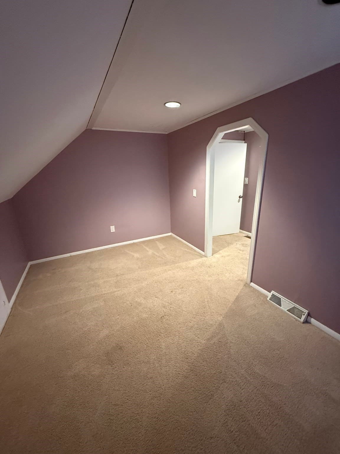 Single Family Residence at 61 N Main St, Bellingham MA 02019, Bellingham, photo 23 of 31