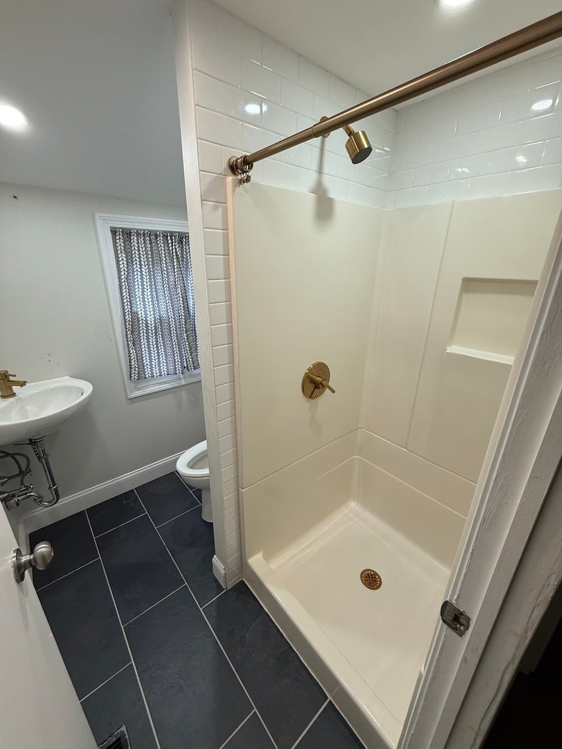 Single Family Residence at 61 N Main St, Bellingham MA 02019, Bellingham, photo 7 of 31